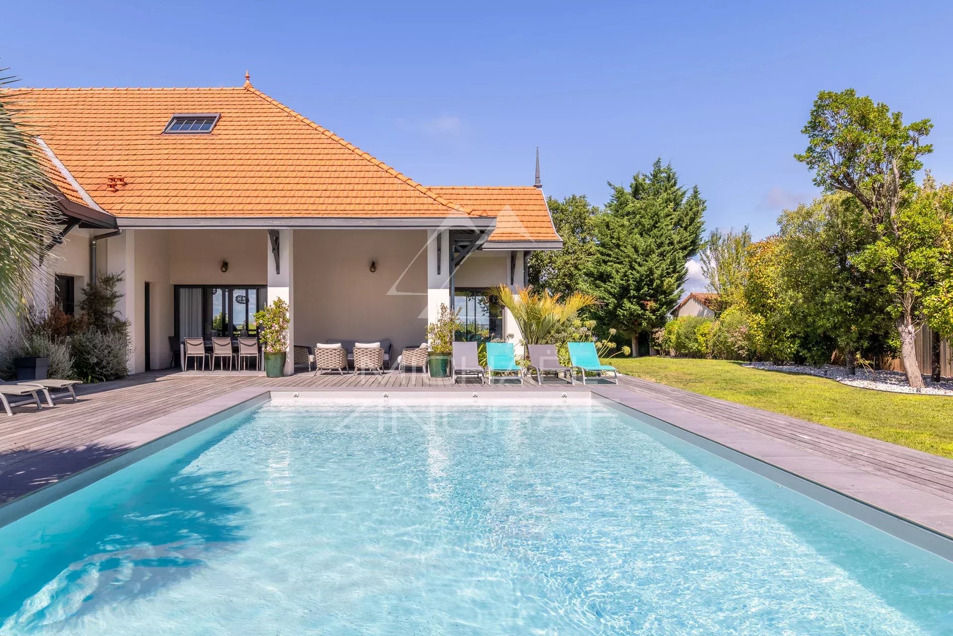 Villa d’Exception – Vue Panoramique sur le Bassin d’Arcachon