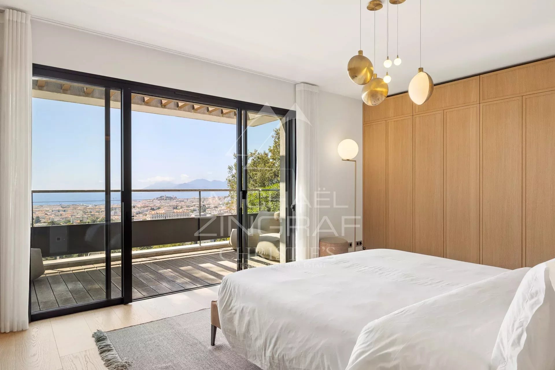 Co-Exklusivität – Cannes Californie – Moderne Villa mit Panoramameerblick