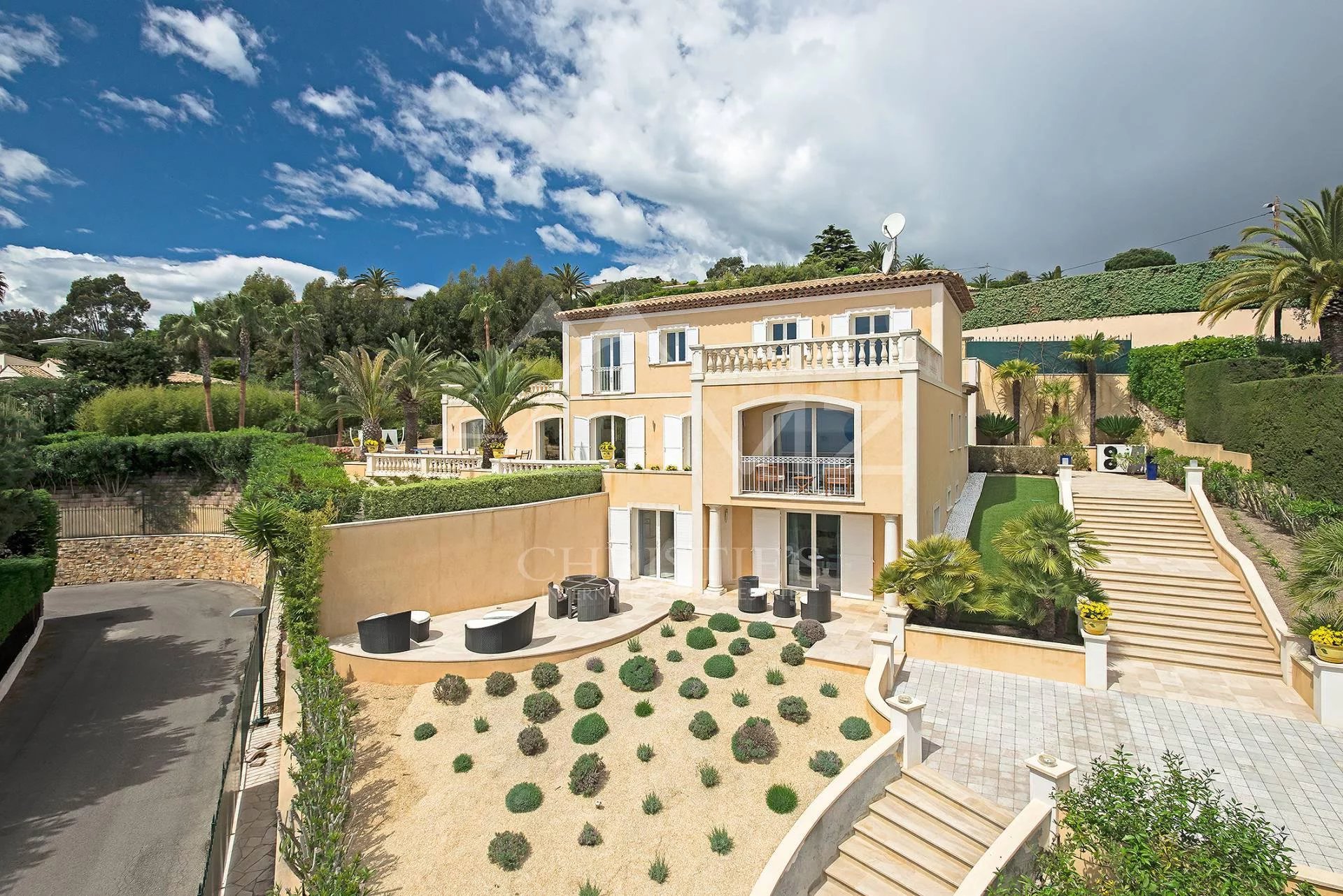 Super Cannes - Villa mit Meerblick