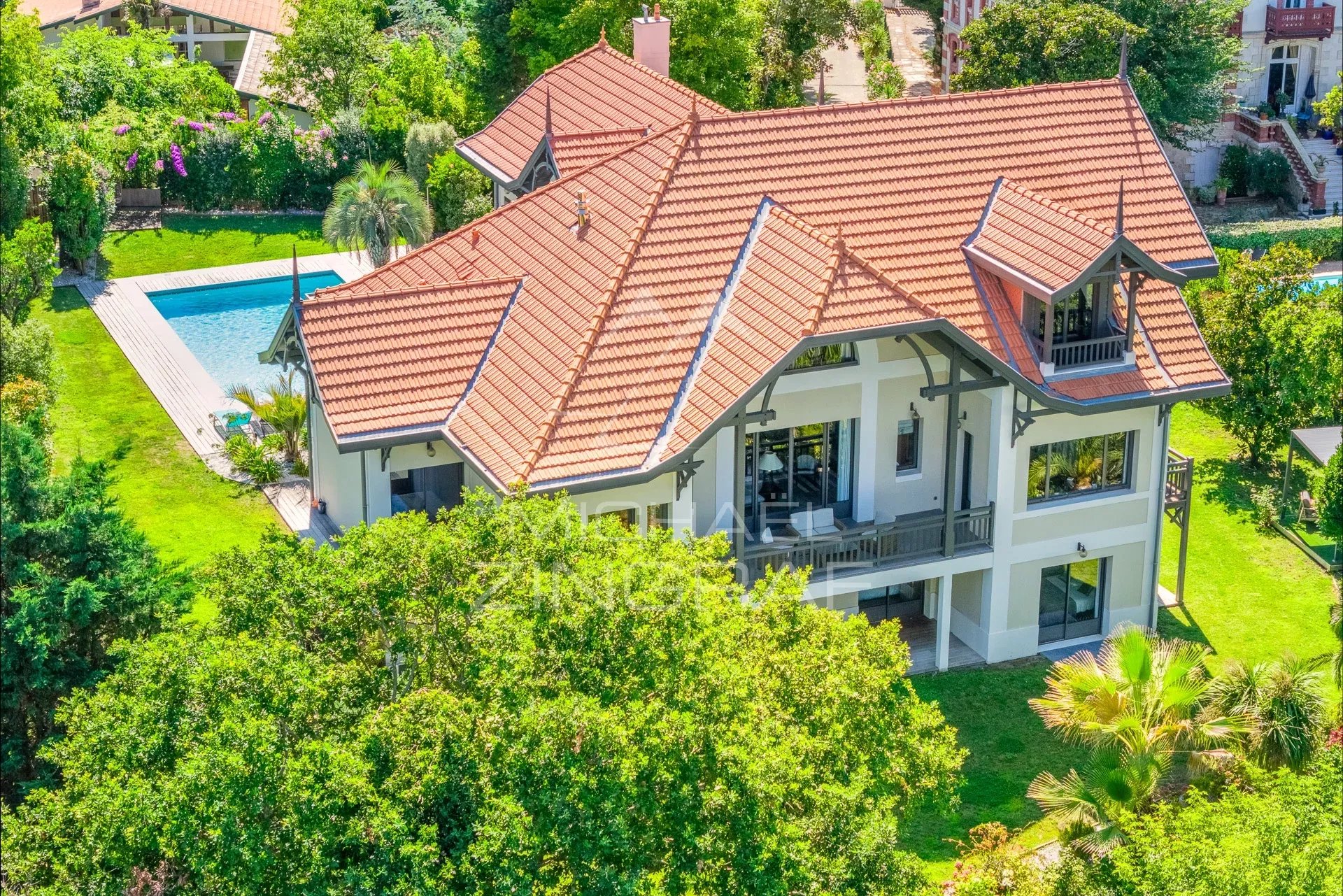 Villa d’Exception – Vue Panoramique sur le Bassin d’Arcachon