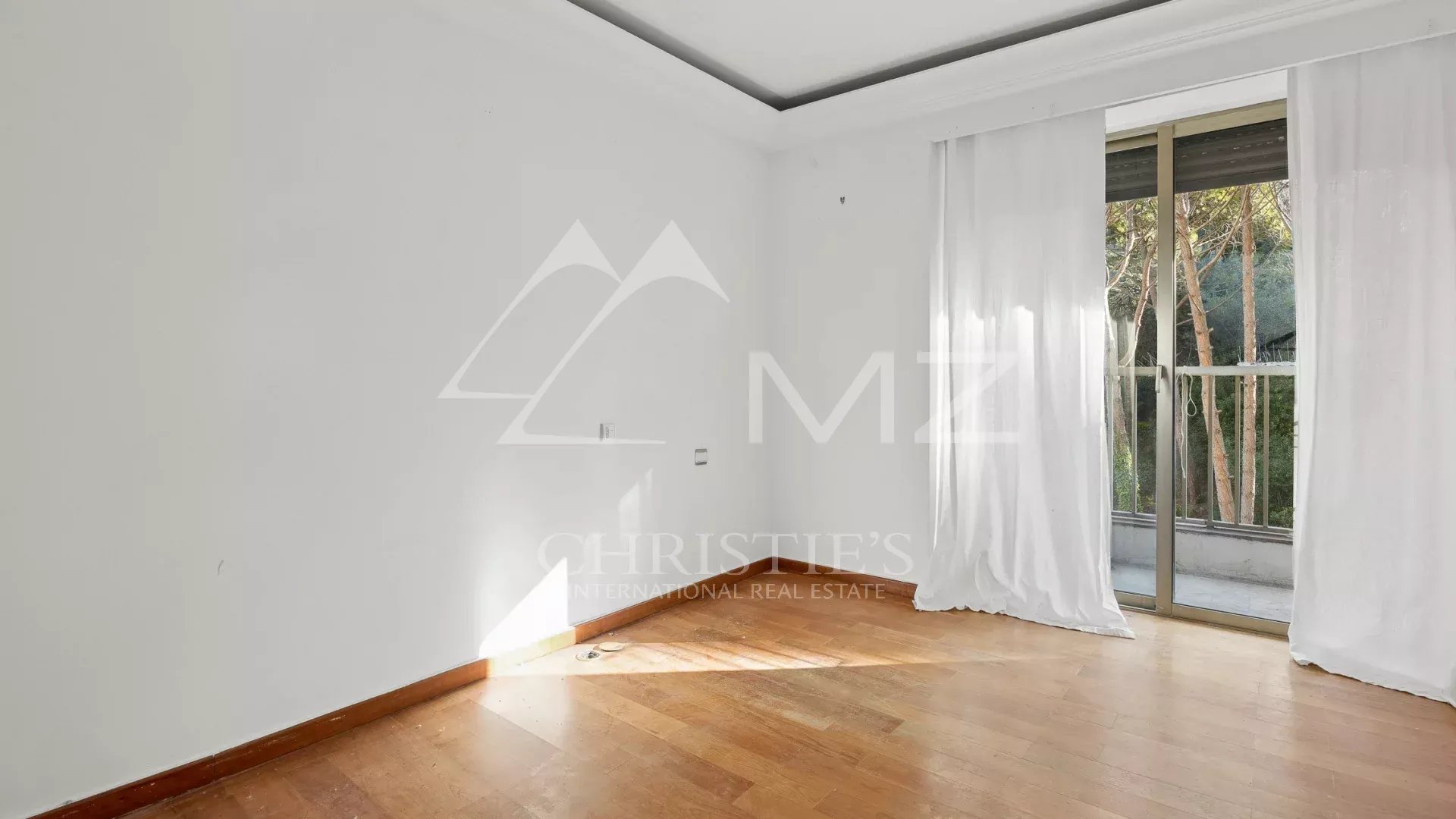 Superbe 4 pièces vue mer dans résidence de Prestige