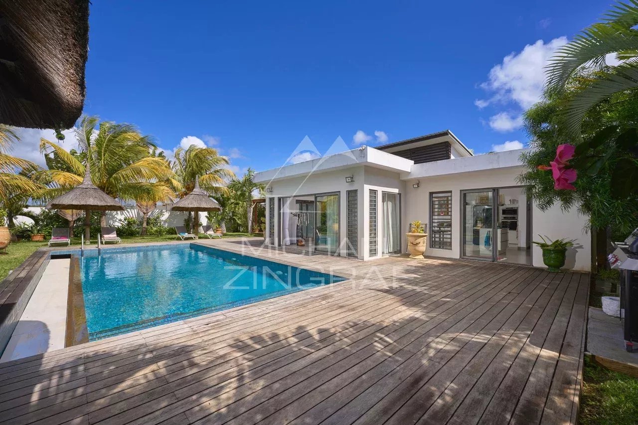 Villa in a Secure Residence in Grand Bay