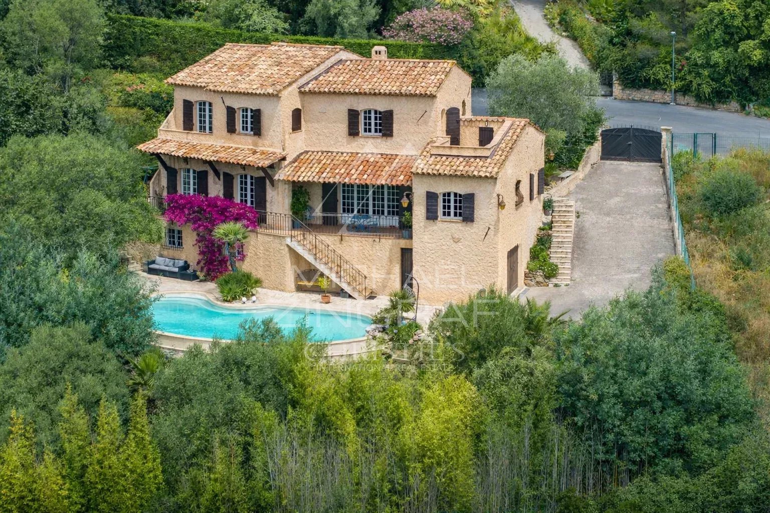 Mandelieu-La Napoule - Charming Provencal house in a sought-after location