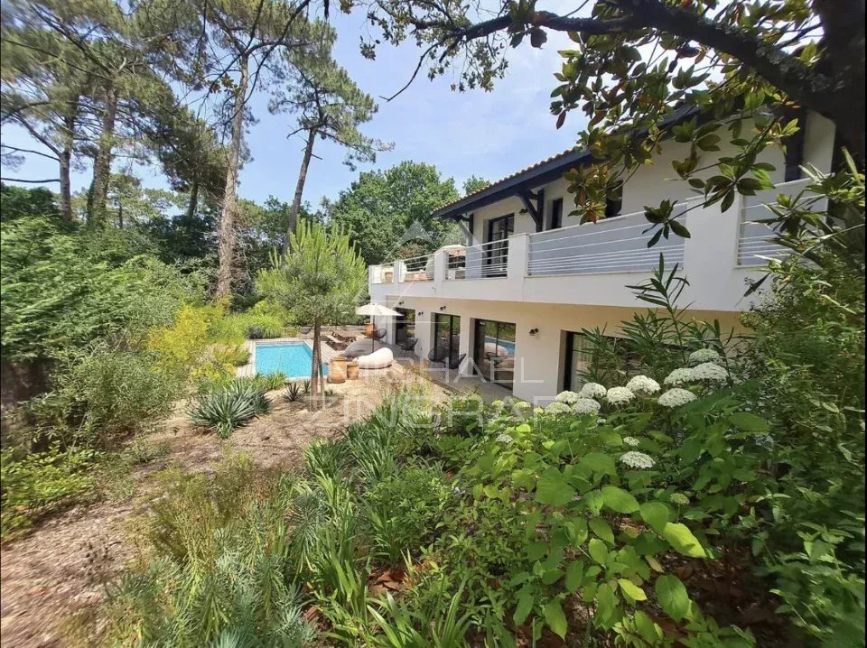 VILLA HAÏTZA PYLA SUR MER SLEEPS 6.