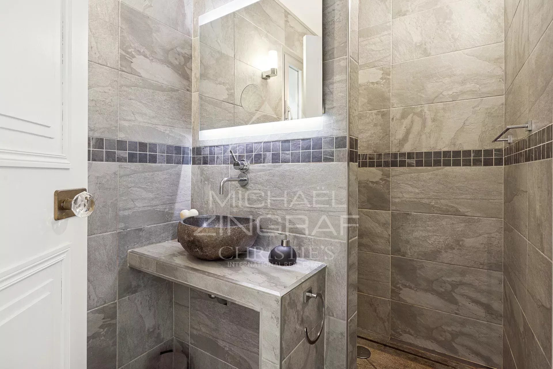 Propriété vue mer dans un domaine privé