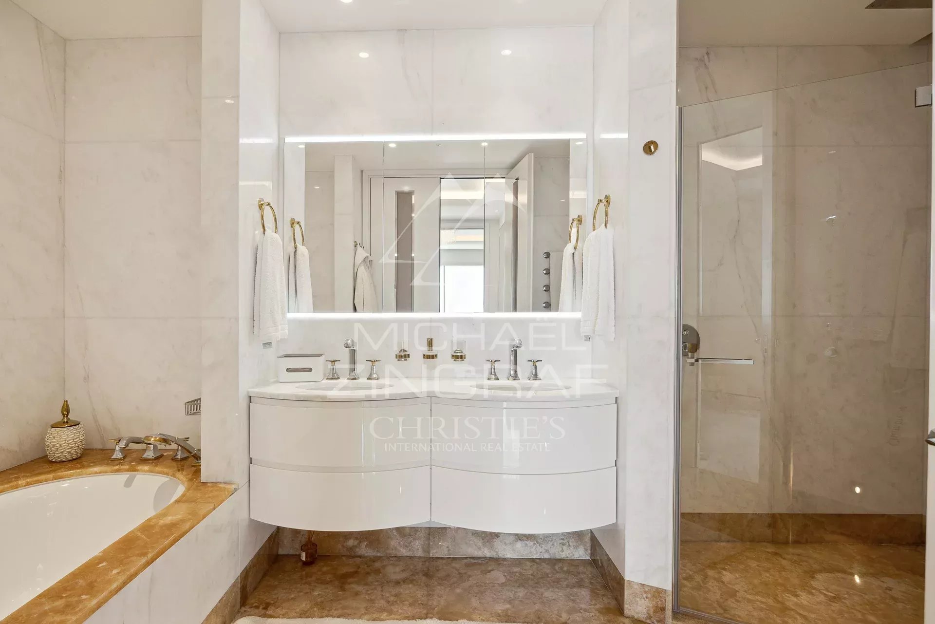 Magnifique Villa contemporaine à louer à Saint-Jean-Cap-Ferrat