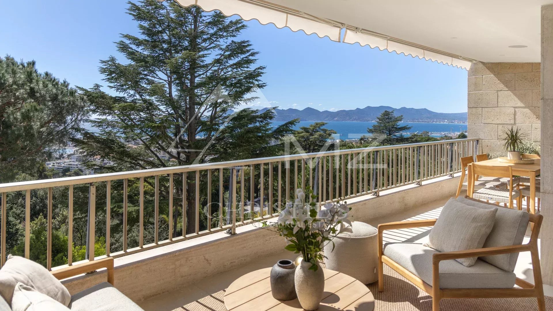 Appartement d'exception dans le quartier prisé de Californie à Cannes
