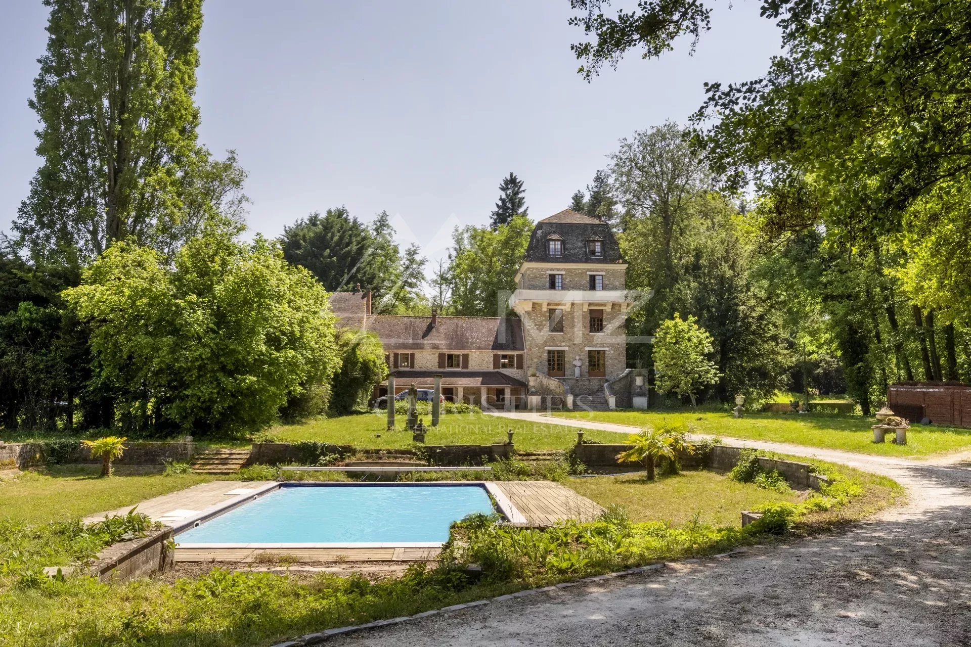 Außergewöhnliches Herrenhaus mit Teich, Obstgarten und Pool in Chevreuse Verkauf Herrenhaus - Chevreuse 78460 - Teich - Obstgarten - Schwimmbad