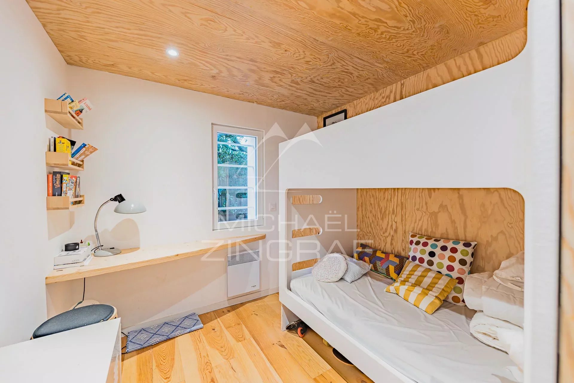 Maison contemporaine avec jardin et piscine au cœur de La Hume