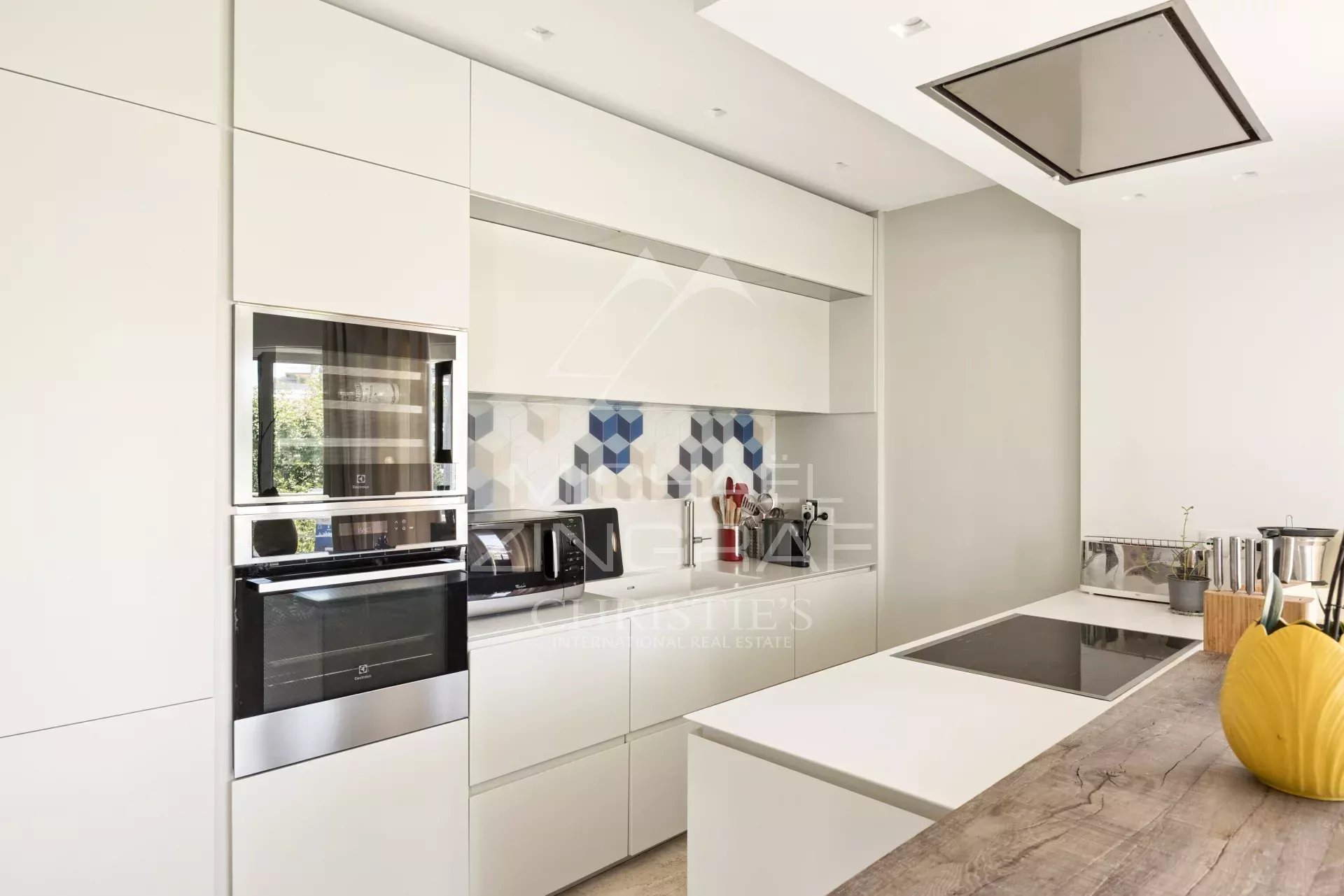 Splendid 3 rooms in the heart of Palm Beach