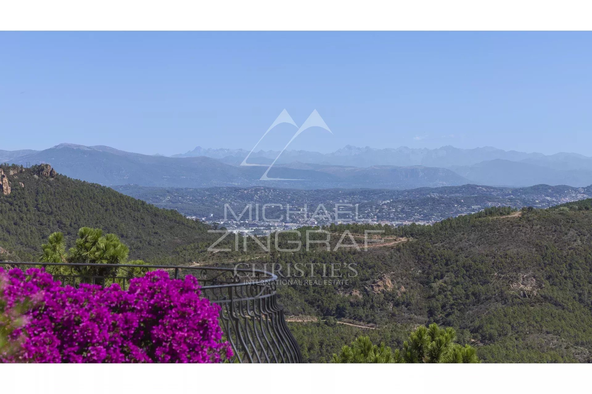 Théoule-sur-Mer - Villa near Cannes - Closed domain