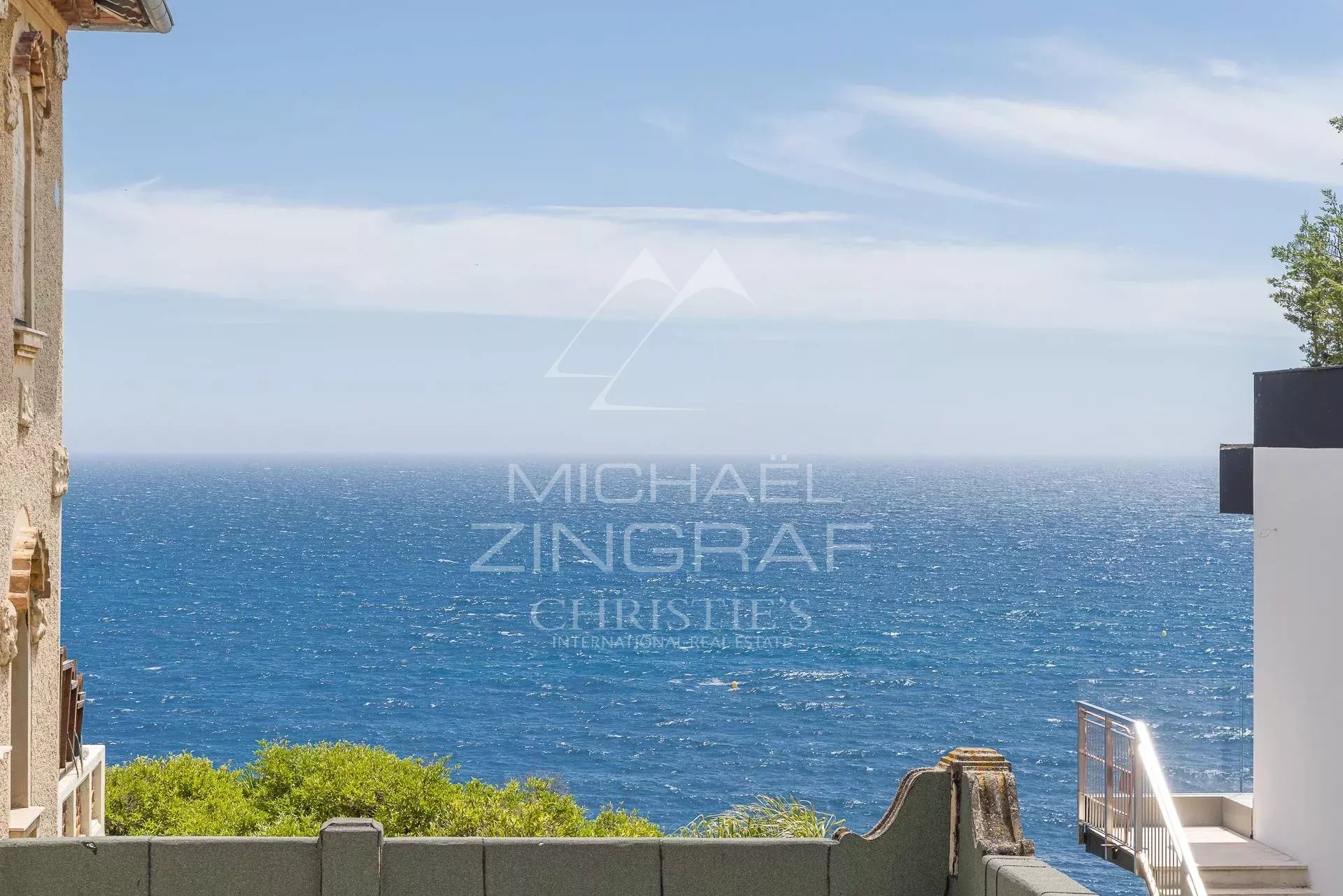 Rare – Villa close to the sea in Cap d’Ail