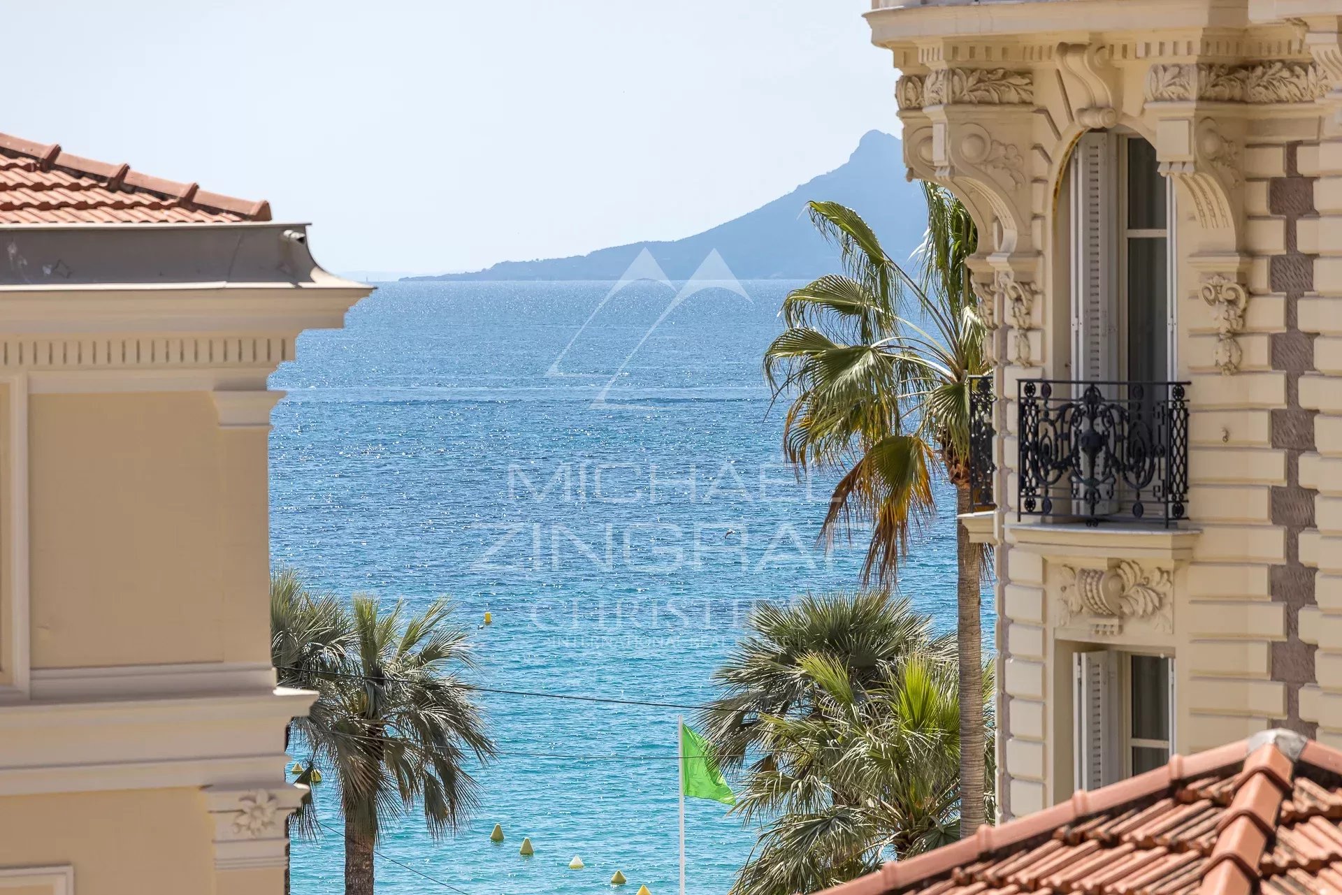 Cannes - Bananes - 2-Bedroom Ocean View