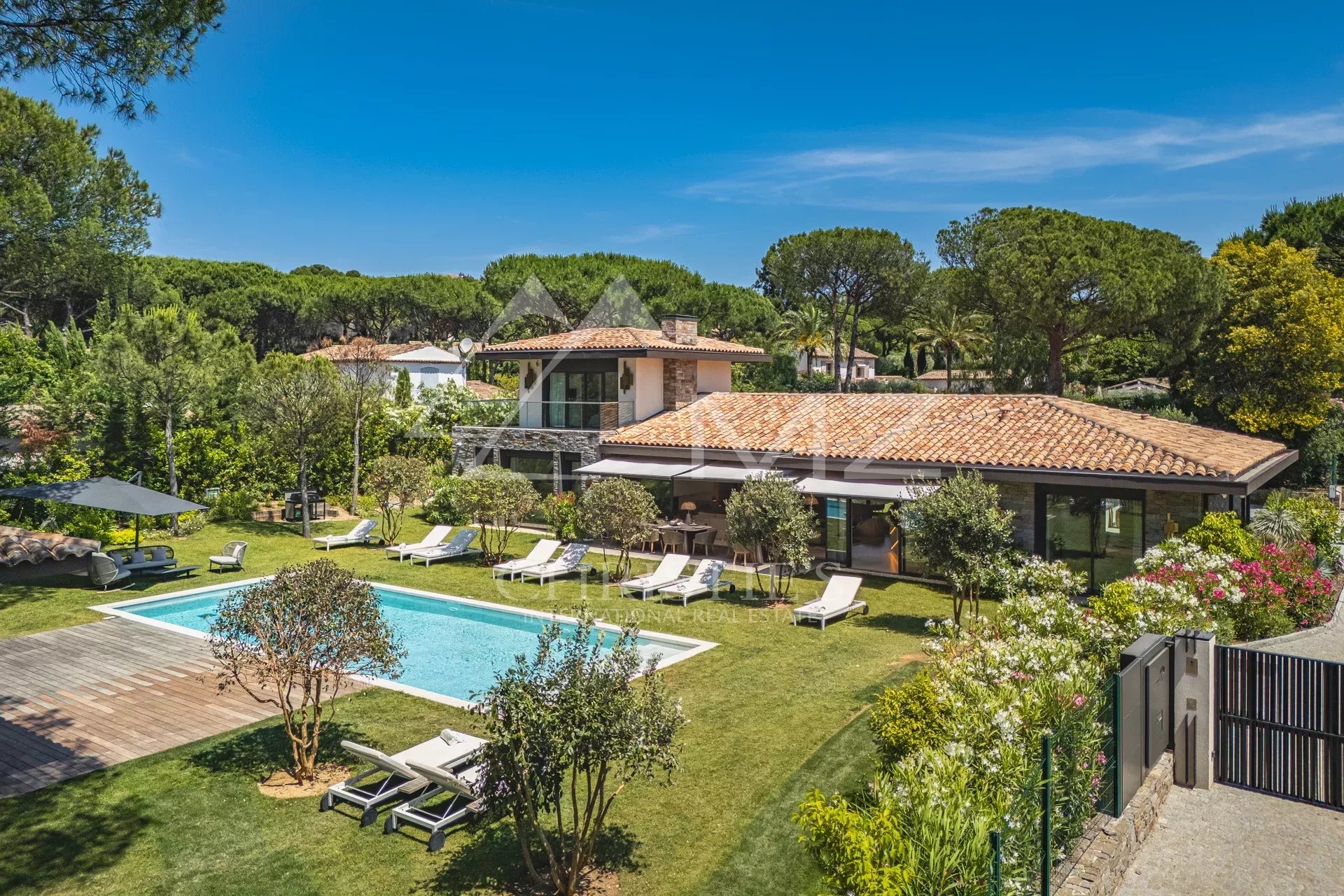 Ramatuelle - Tahiti - Magnifique villa moderne