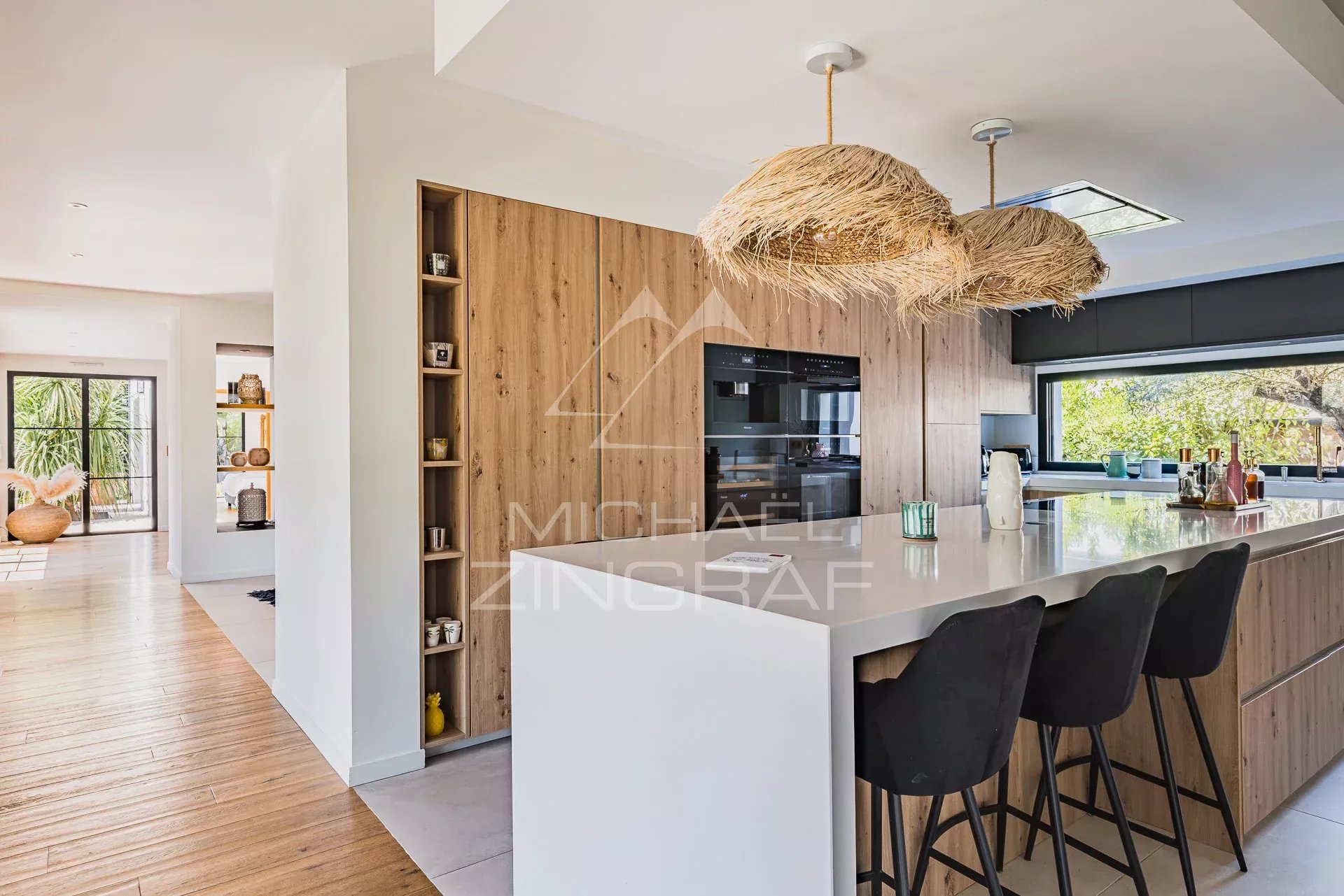 Contemporary Home, Elegance and Comfort at the Heart of Arcachon Bay