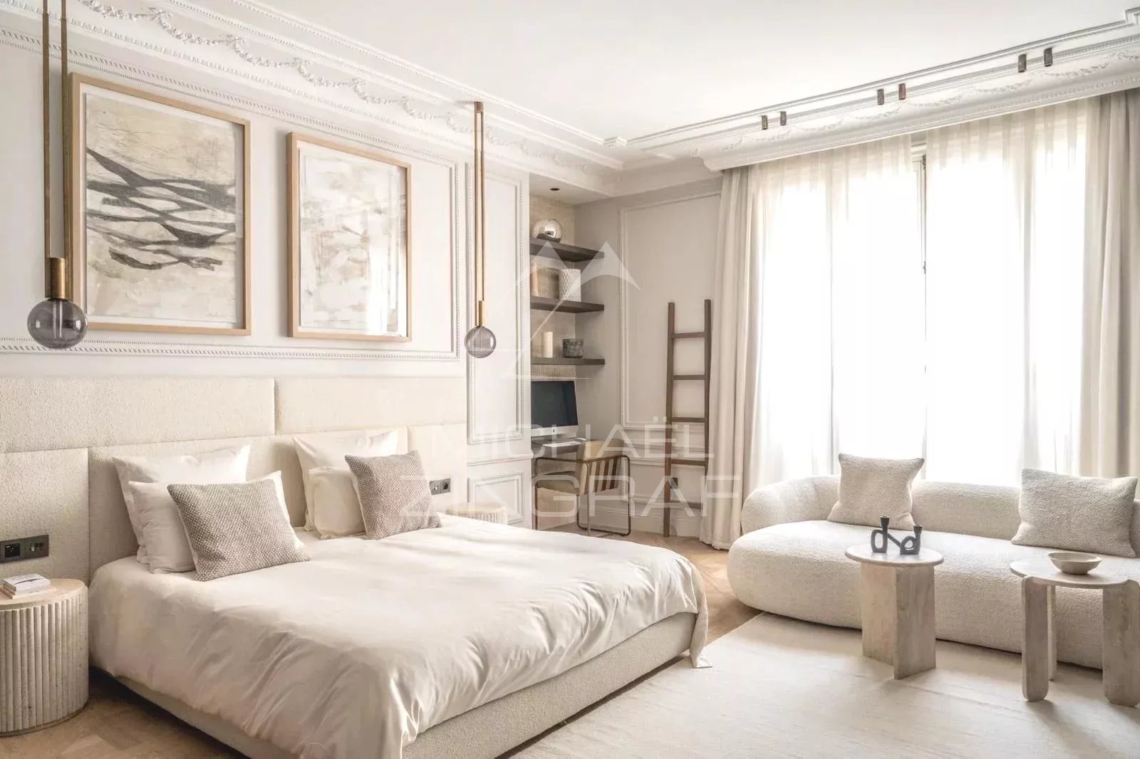 A vendre - Appartement 3 Suites - Paris 8eme - Triangle d'Or - Clim - Refait à neuf
