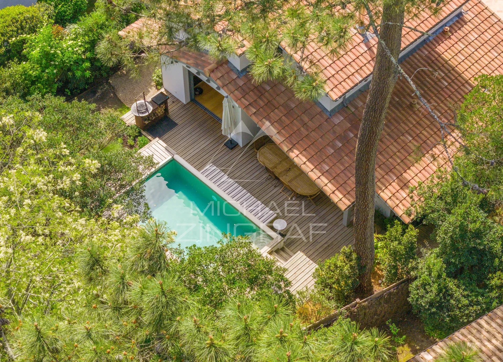Pyla sur mer - villa avec piscine et vue sur le Bassin