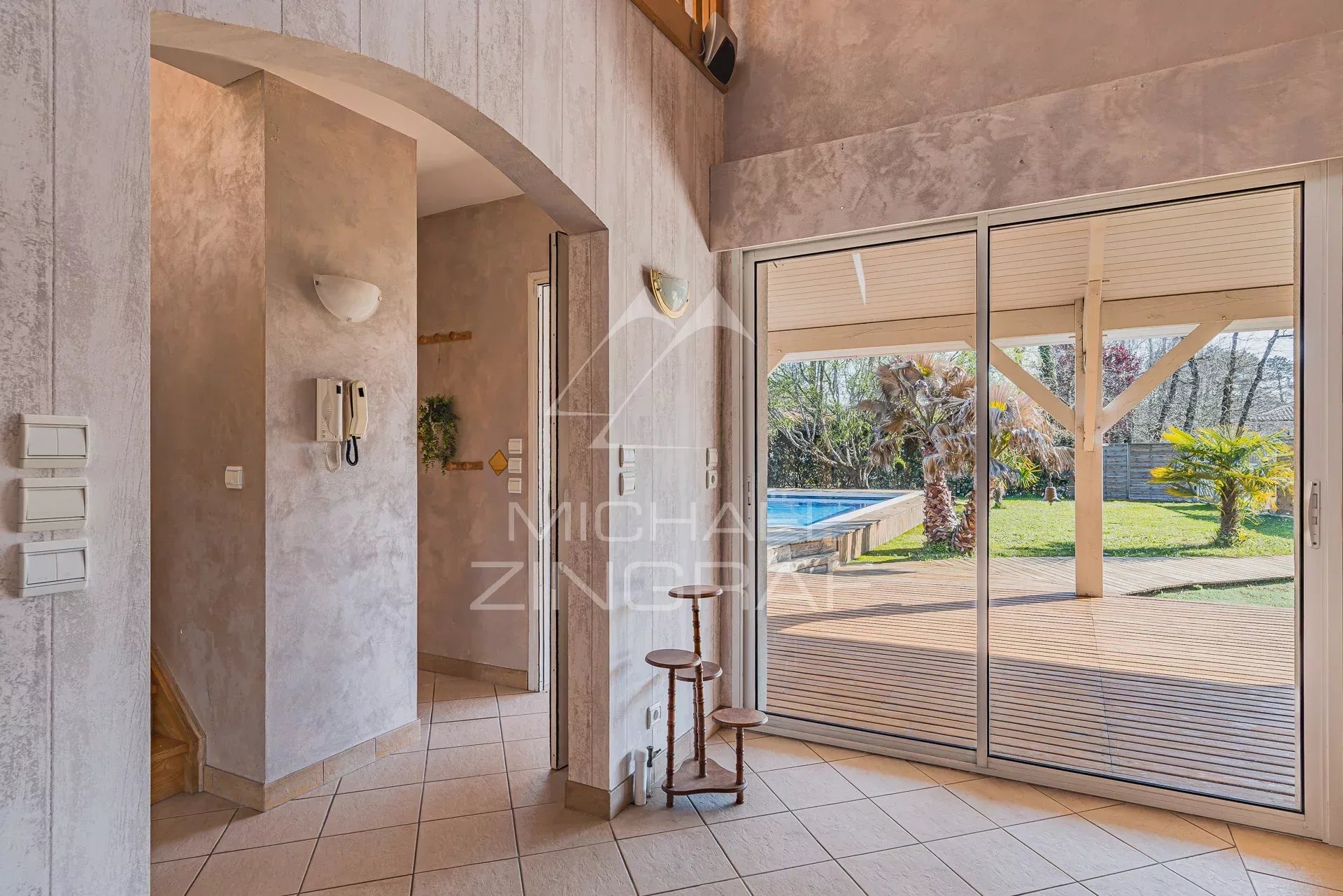 Gujan-Mestras - Chante Cigale