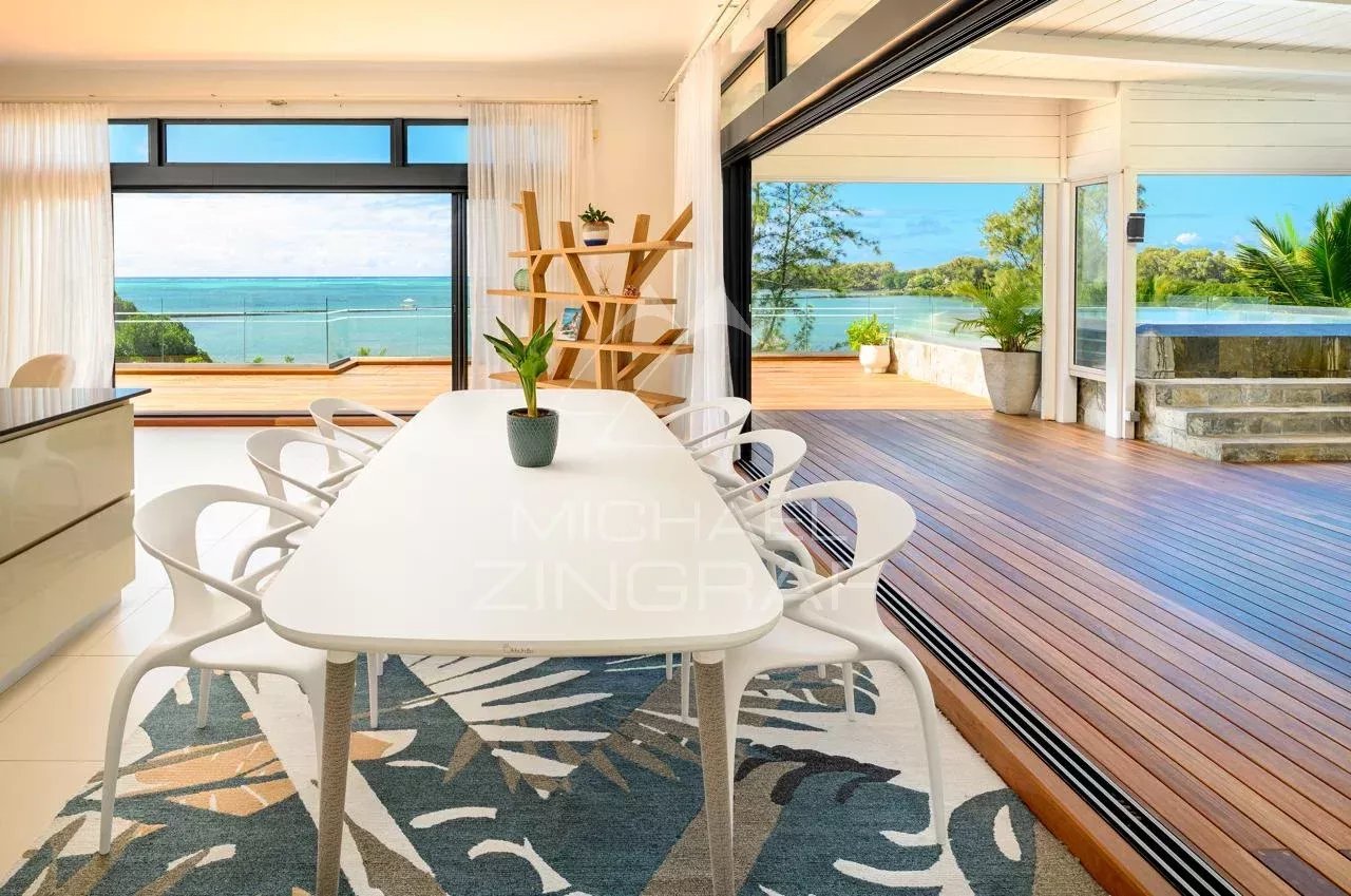 Penthouse d’Exception de 4 Chambres avec Vue Panoramique sur le Lagon à Azuri Golf & Beachfront Village