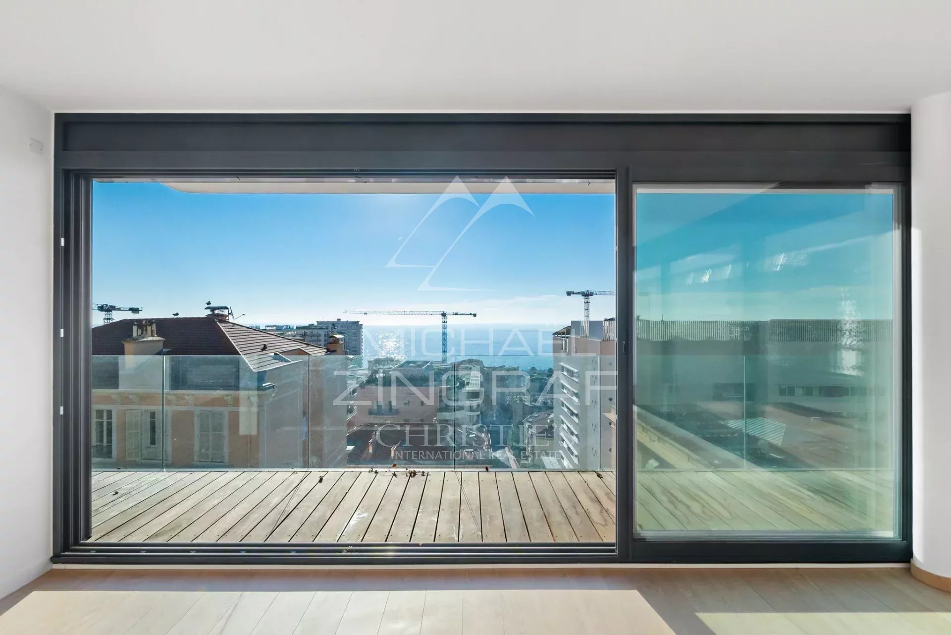 Beausoleil – Penthouse neuf proche Monaco