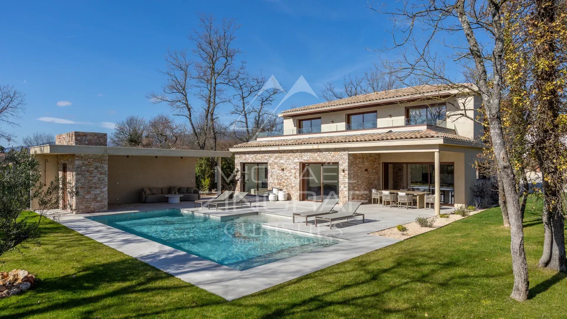 Exklusive Villa im Herzen des Anwesens