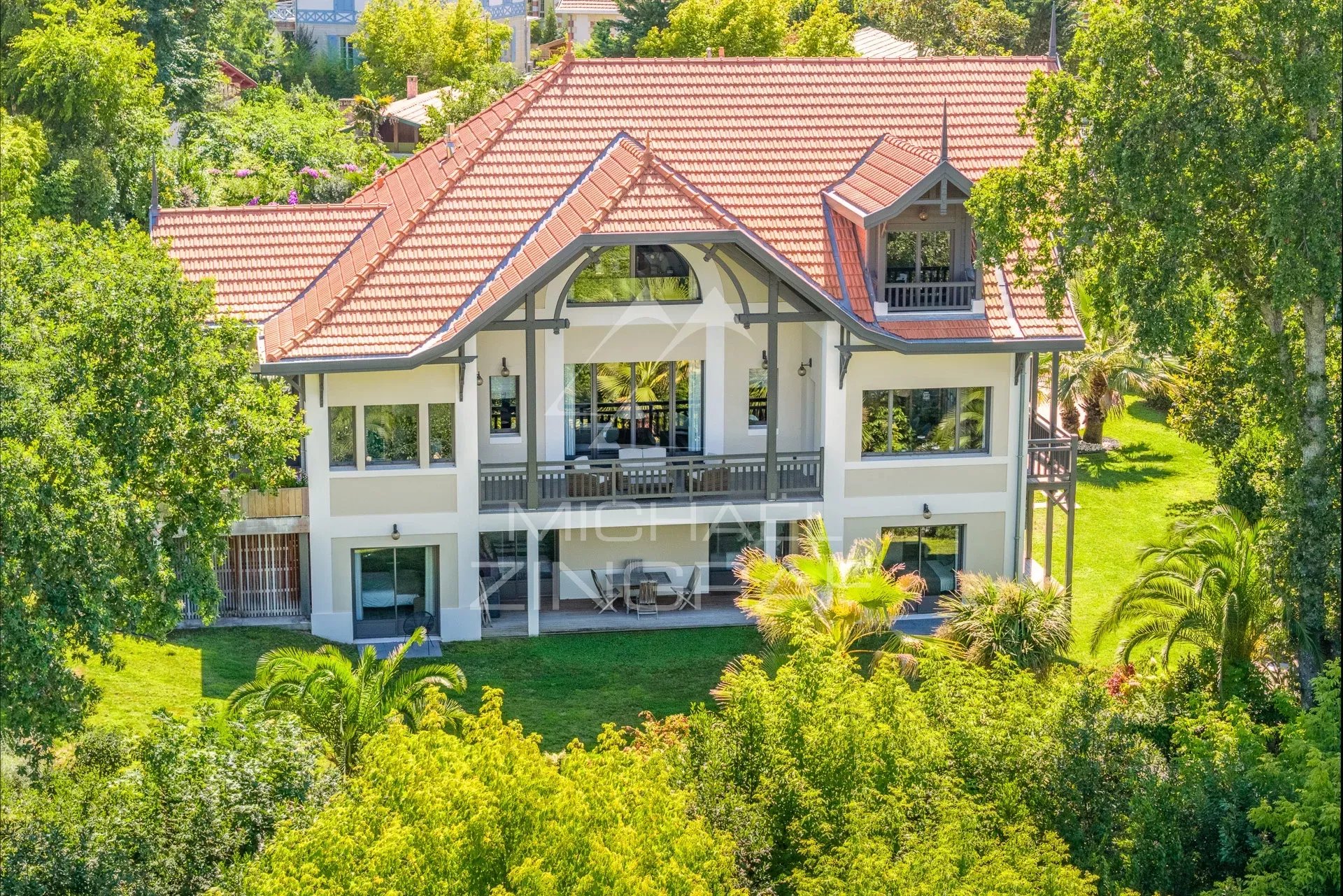 Villa d’Exception – Vue Panoramique sur le Bassin d’Arcachon