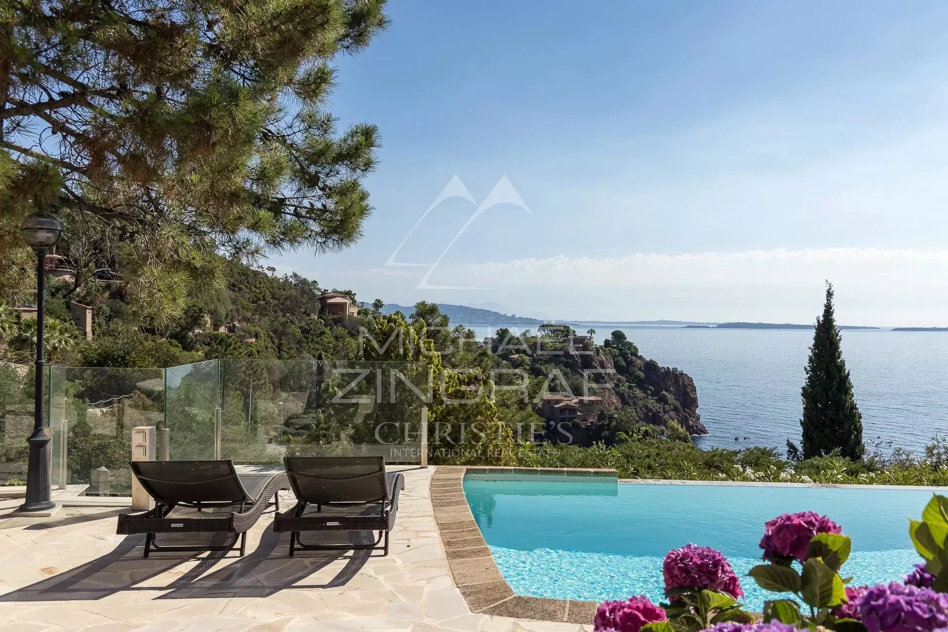 Proche Cannes - Théoule-Sur-Mer - Villa Domaine Pieds dans l'eau