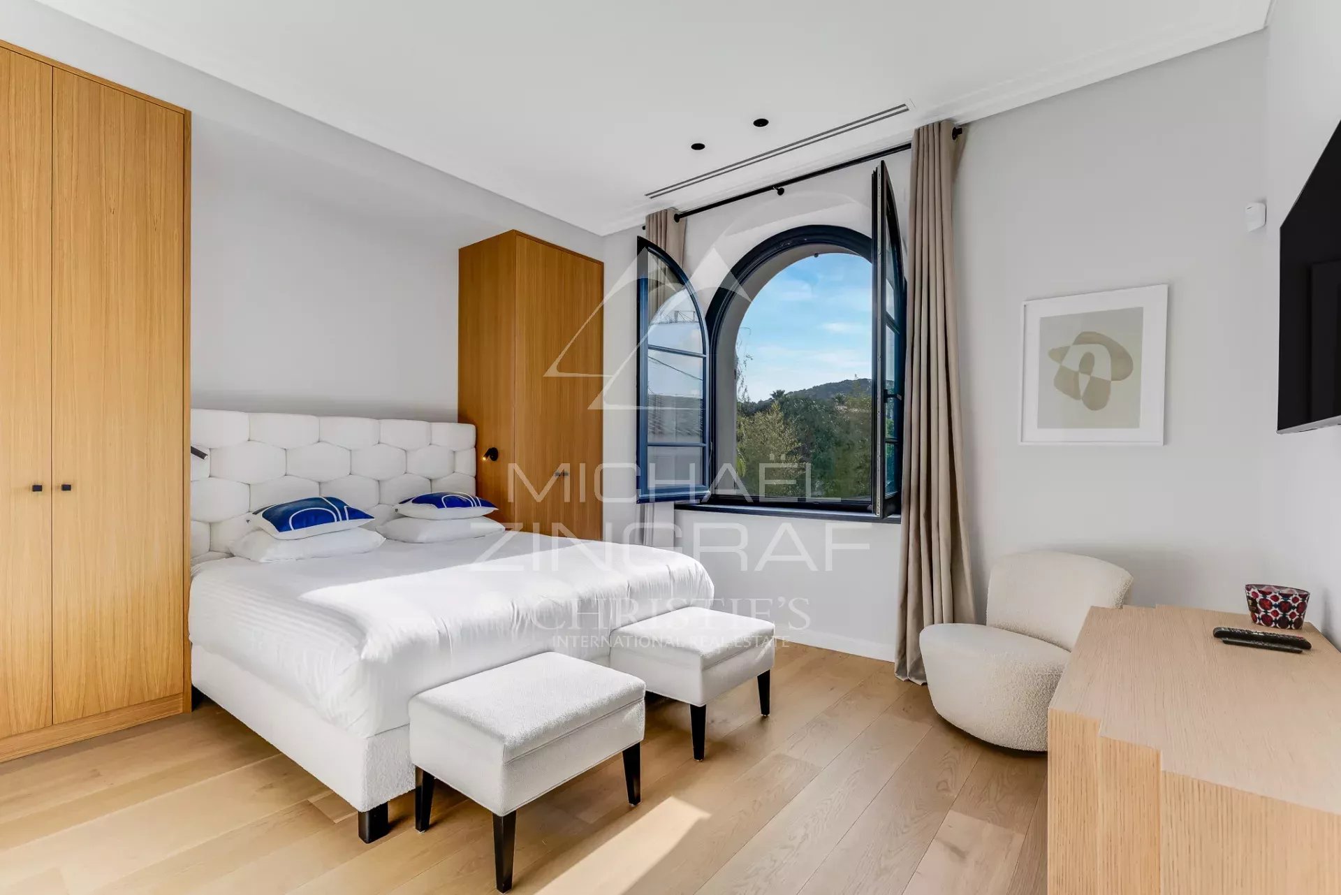 Exceptional Property in the Heart of Saint-Tropez