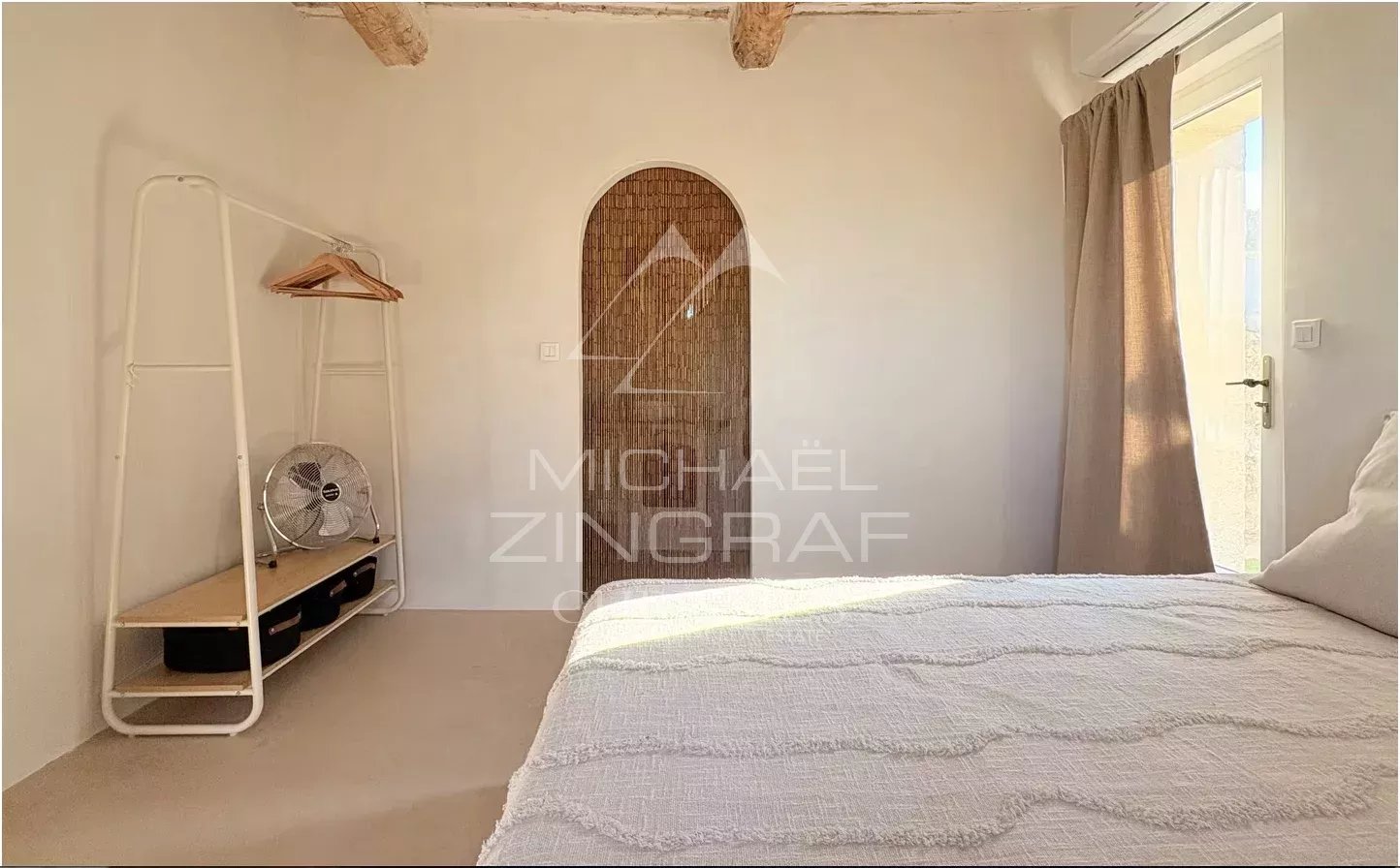 Provenzalische Lebensart am Fuße des Dorfes Fayence