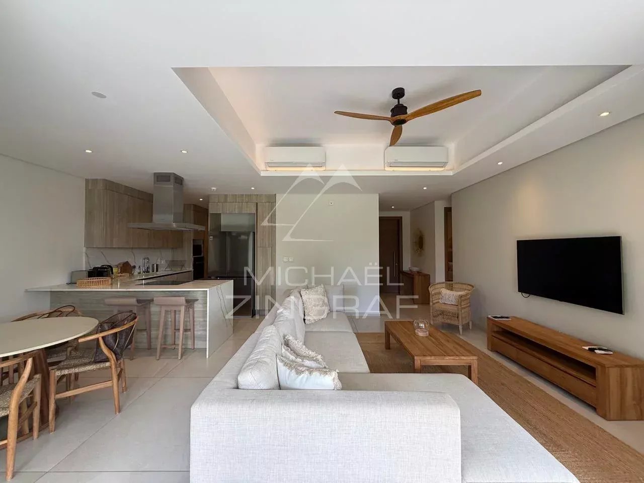 Élégant appartement 2 chambres en rez-de-jardin à Mont Choisy