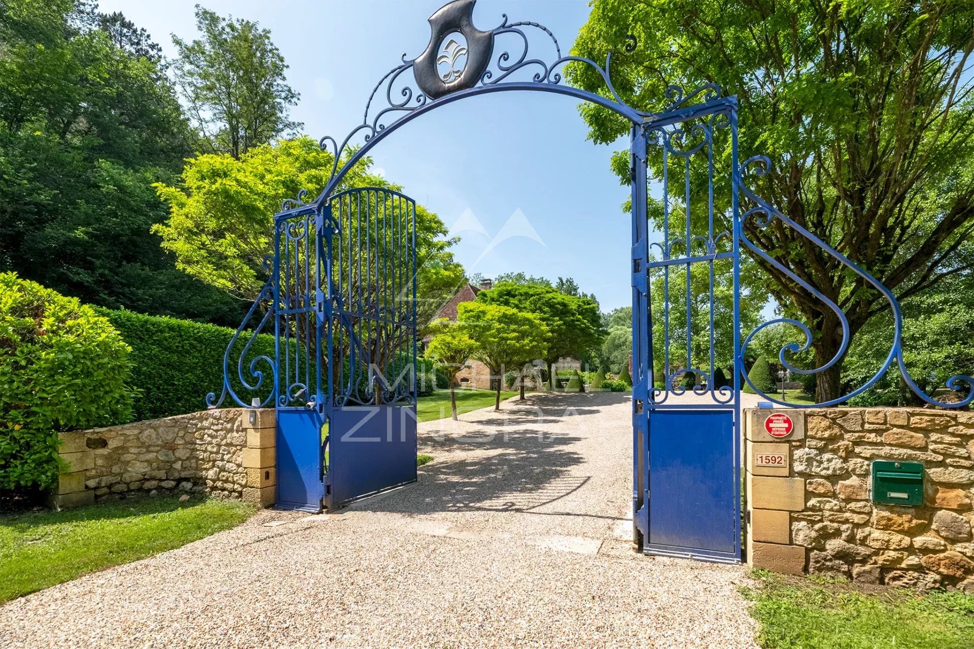 Außergewöhnliches Anwesen im grünen Périgord