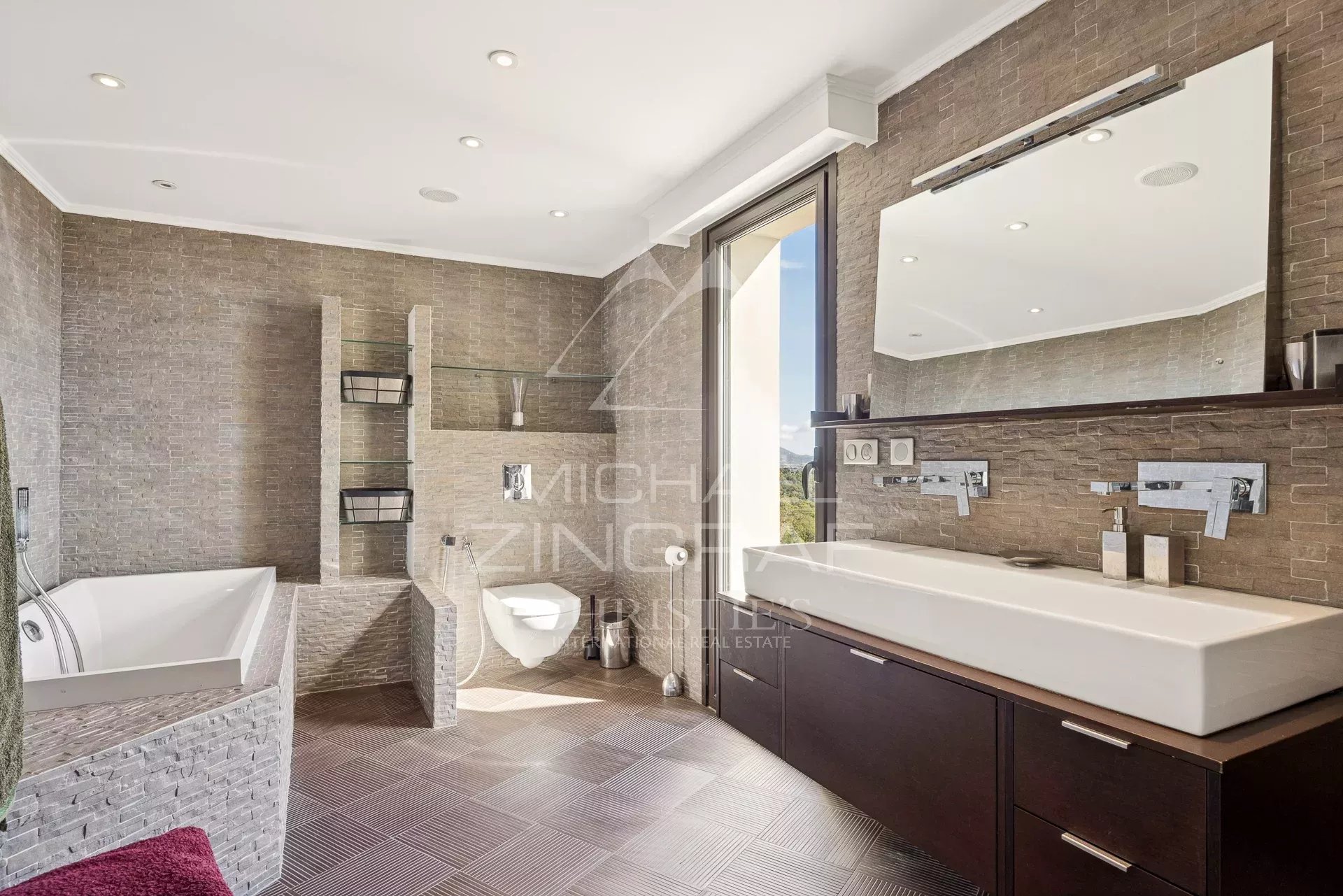 Proche Saint-Paul-de-Vence - Superbe villa d’architecte avec vue mer panoramique