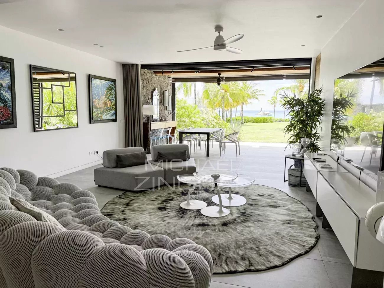 UNIQUE PIEDS DANS L'EAU  – PEREYBERE