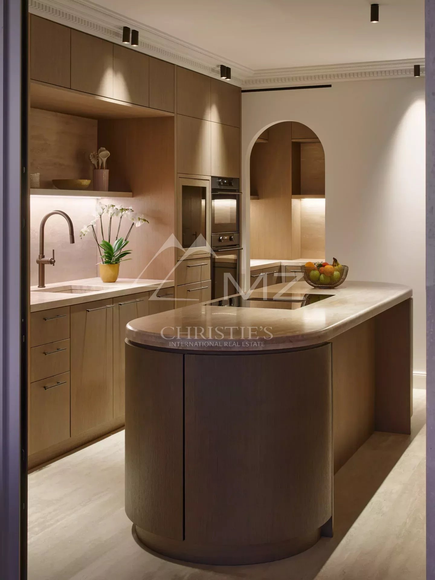 EXCLUSIVITE: Superbe appartement contemporain à la vue mer époustouflante