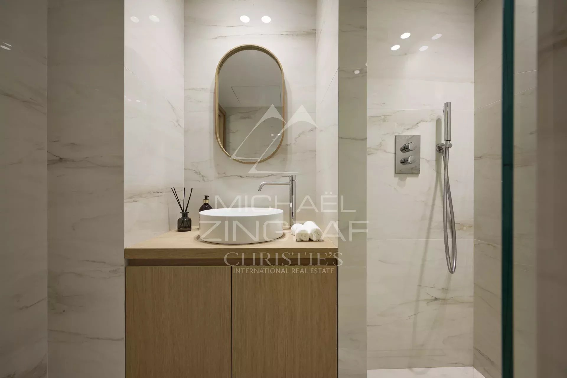 Cannes – Banane – 4 Zimmer, komplett renoviert