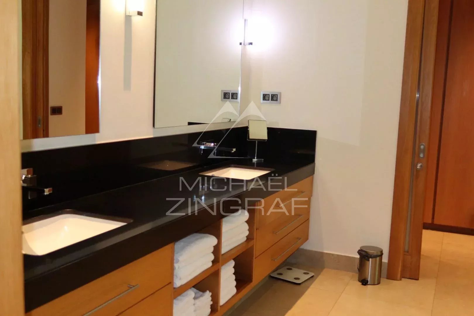 Villa de Prestige face au Golf – Anahita