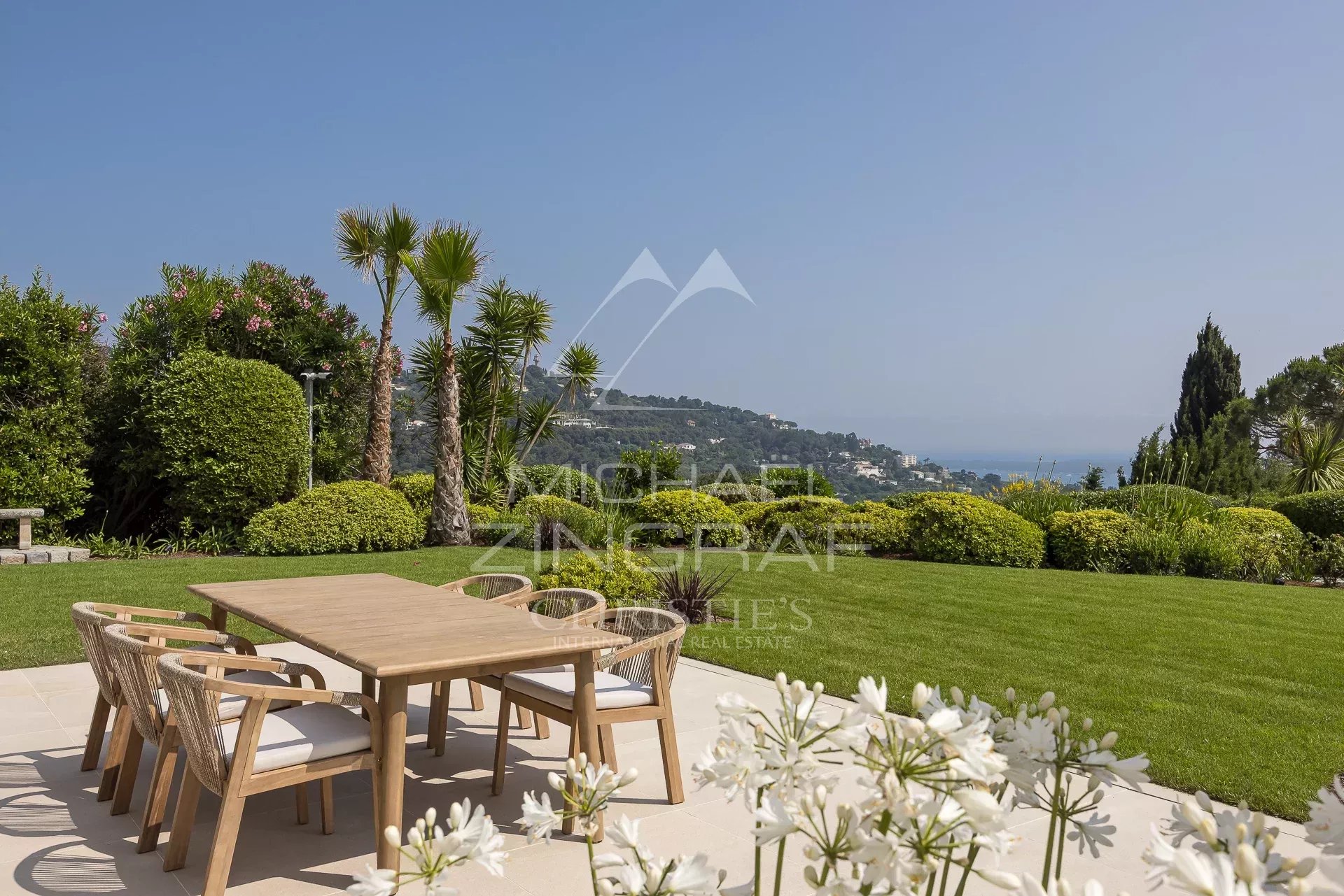 Cannes-Californie – Propriété d'Exception avec Vue Mer Panoramique