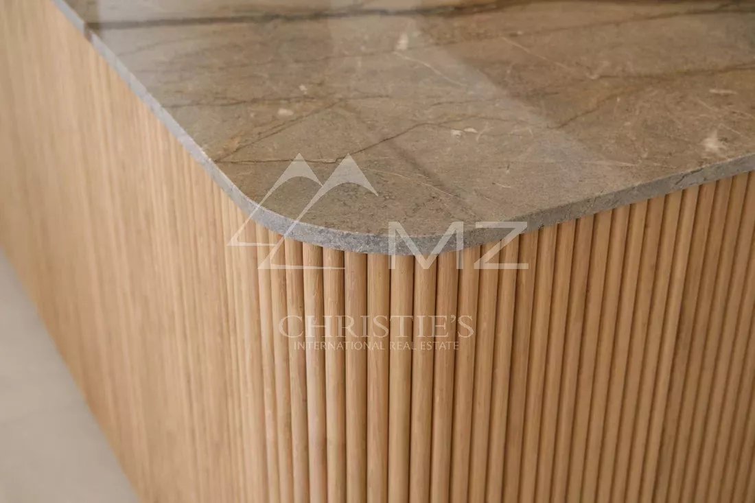 CANNES LA CROISETTE SPLENDIDE APPARTEMENT RENOVE 3 CHAMBRES VUE MER