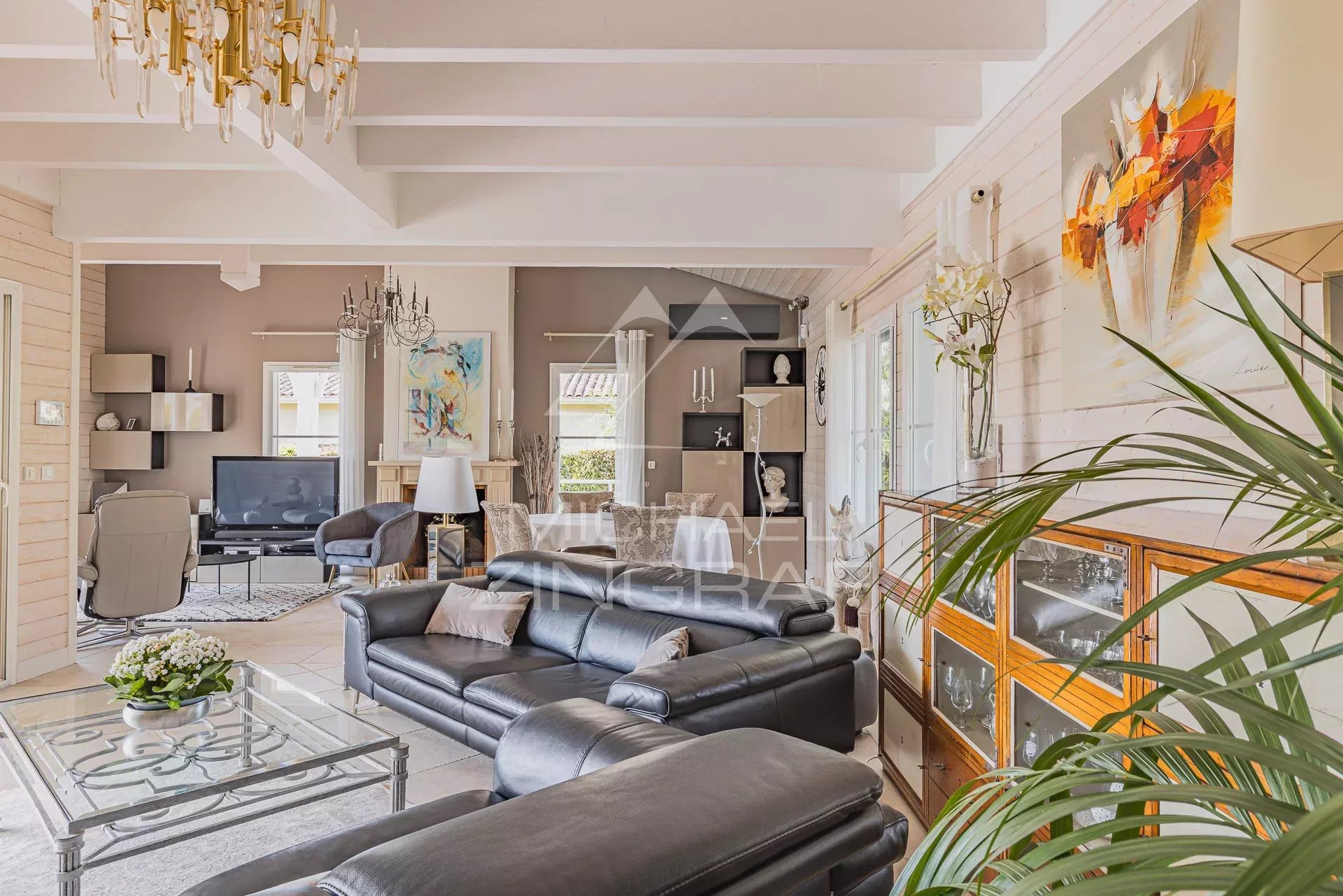 Villa familiale - Harmonie et douceur de vivre au Port du Rocher