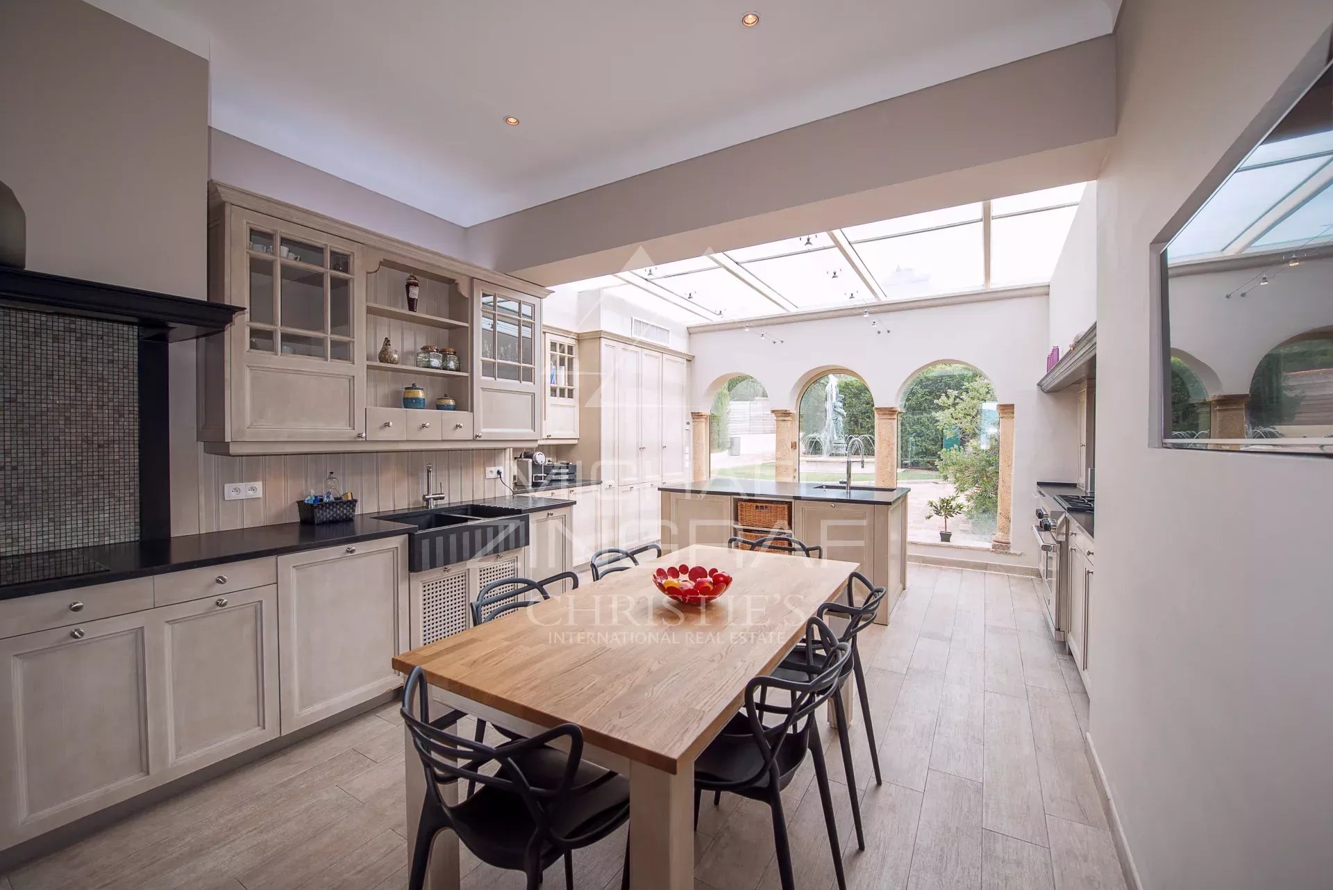 Cap Horizon - Gassin - Magnifique villa pied dans l'eau