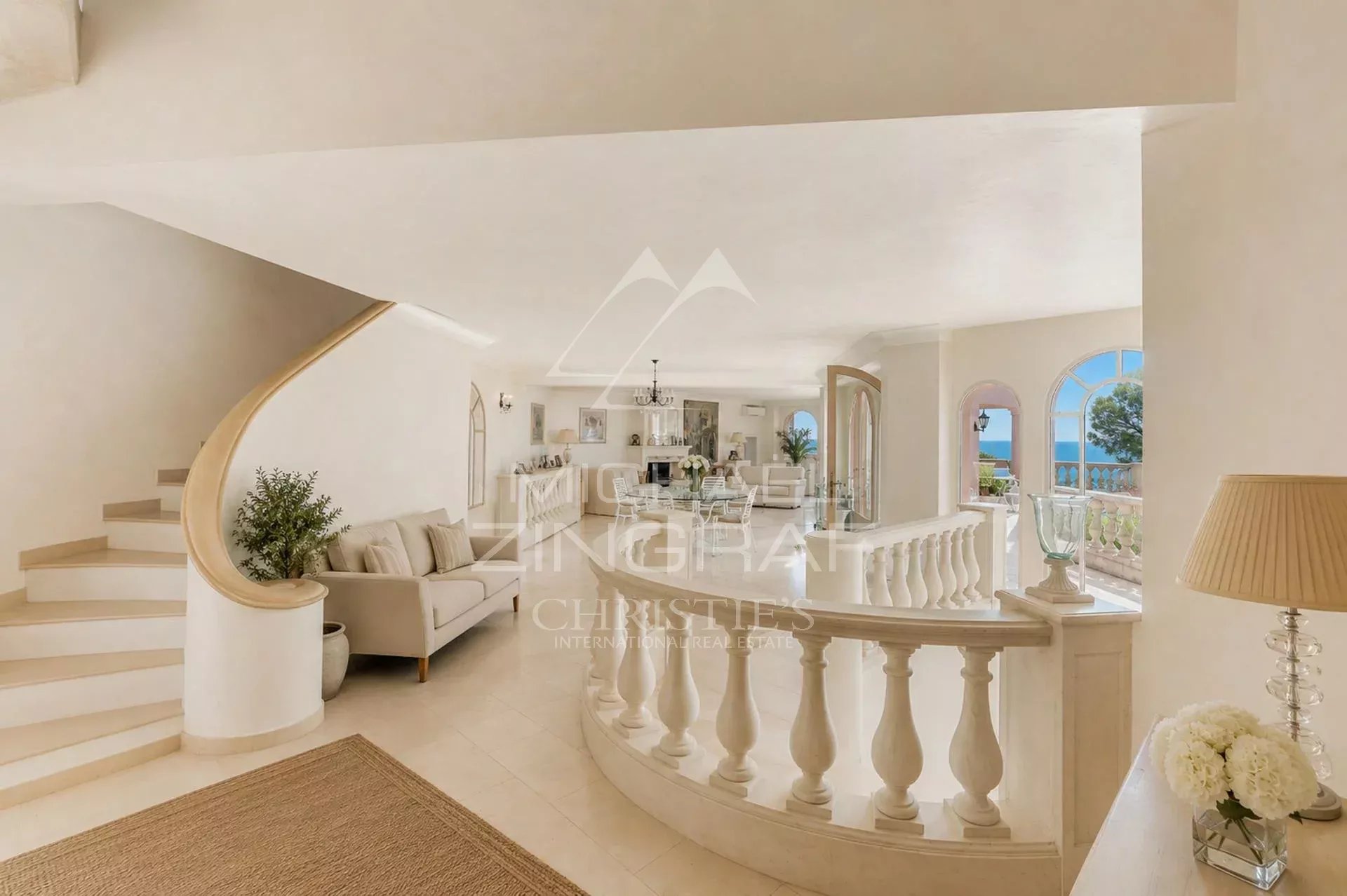 Luxury villa in an exclusive setting in Sainte-Maxime