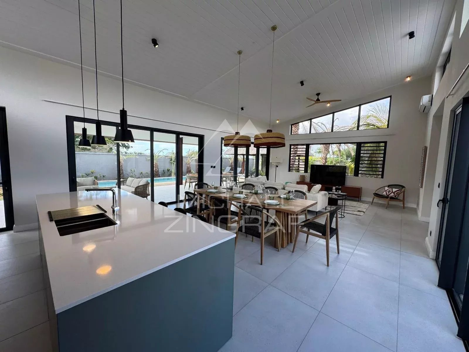 VILLA CONTEMPORAINE EN REVENTE – ÉCO SAVANAH, RIVIERE NOIRE