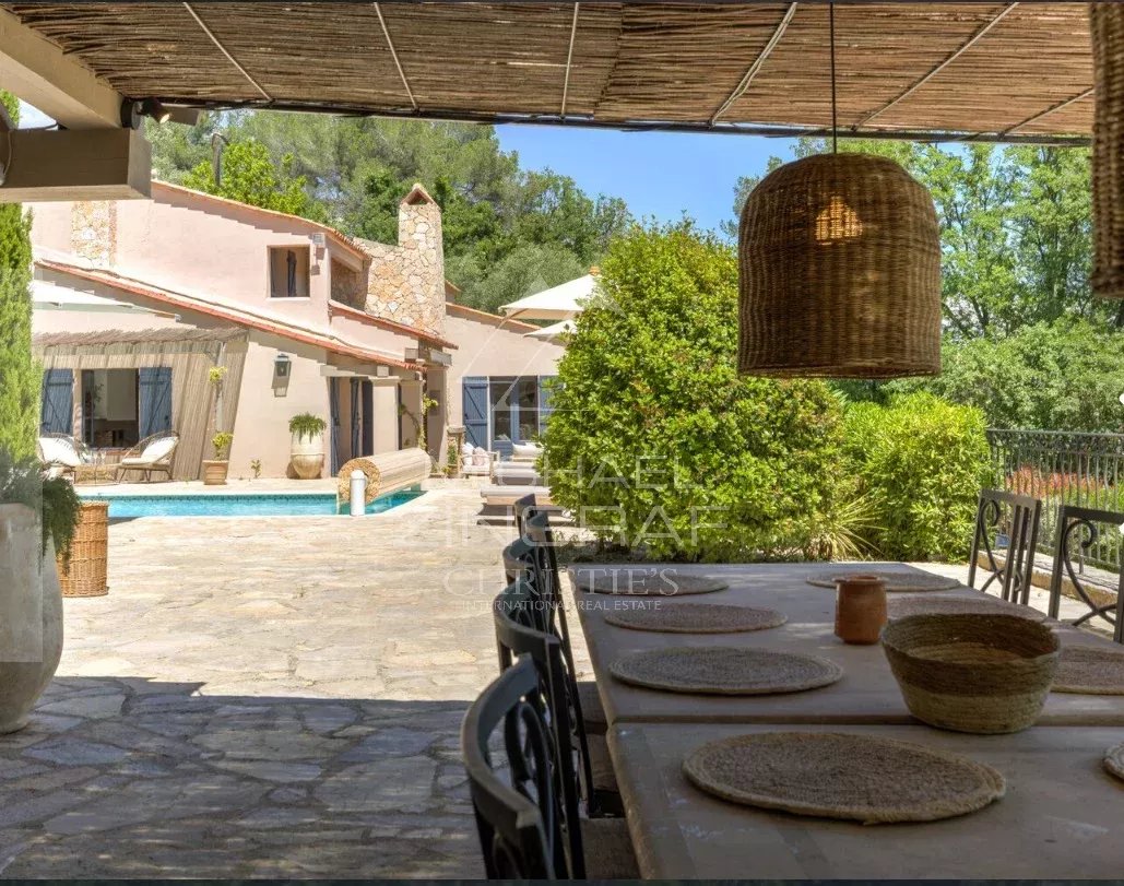 Très belle villa provençale dans l'arrière pays de Grasse - 4 chambres