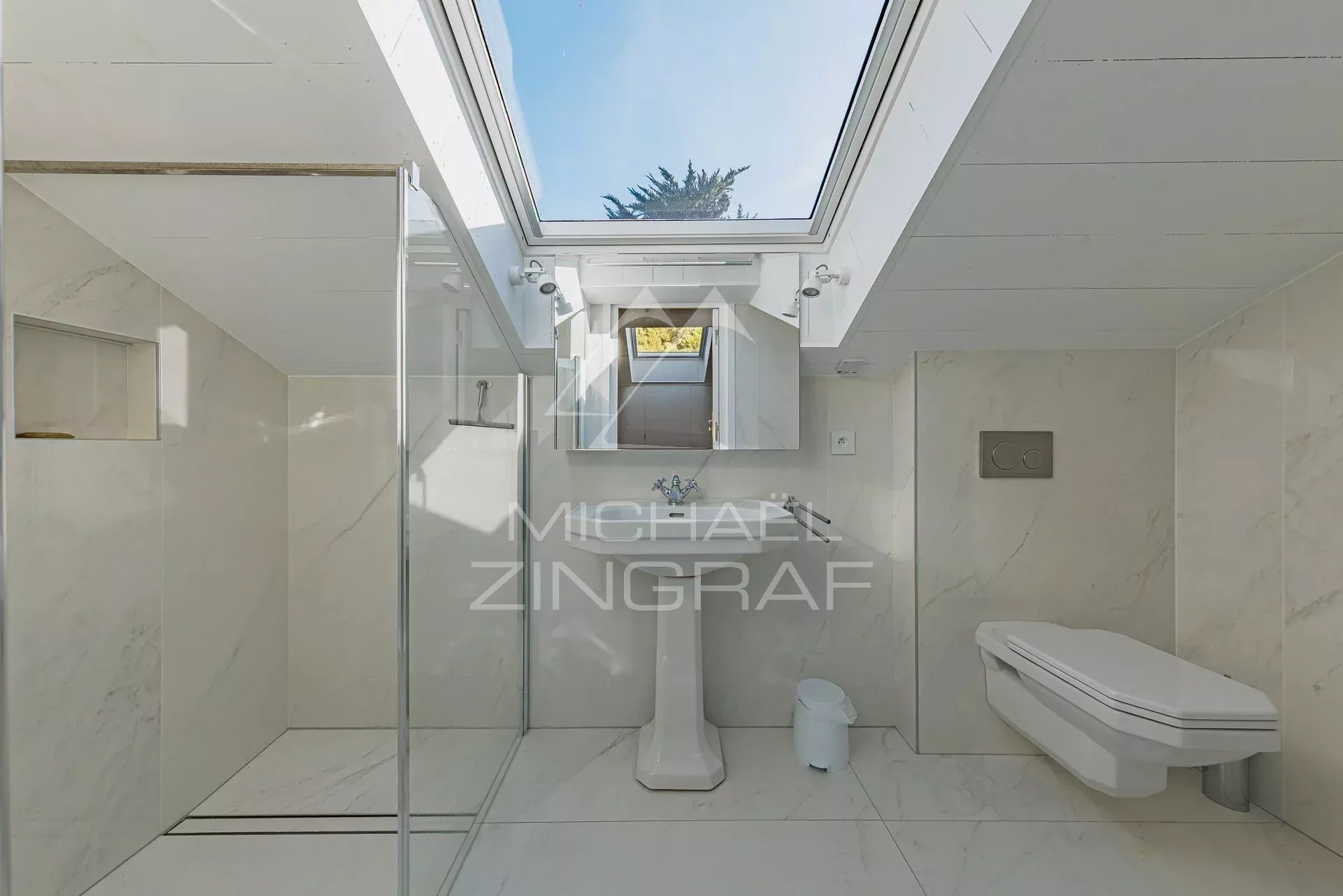 PYLA-SUR-MER - VILLA EN PREMIÈRE LIGNE DE 5 PIÈCES