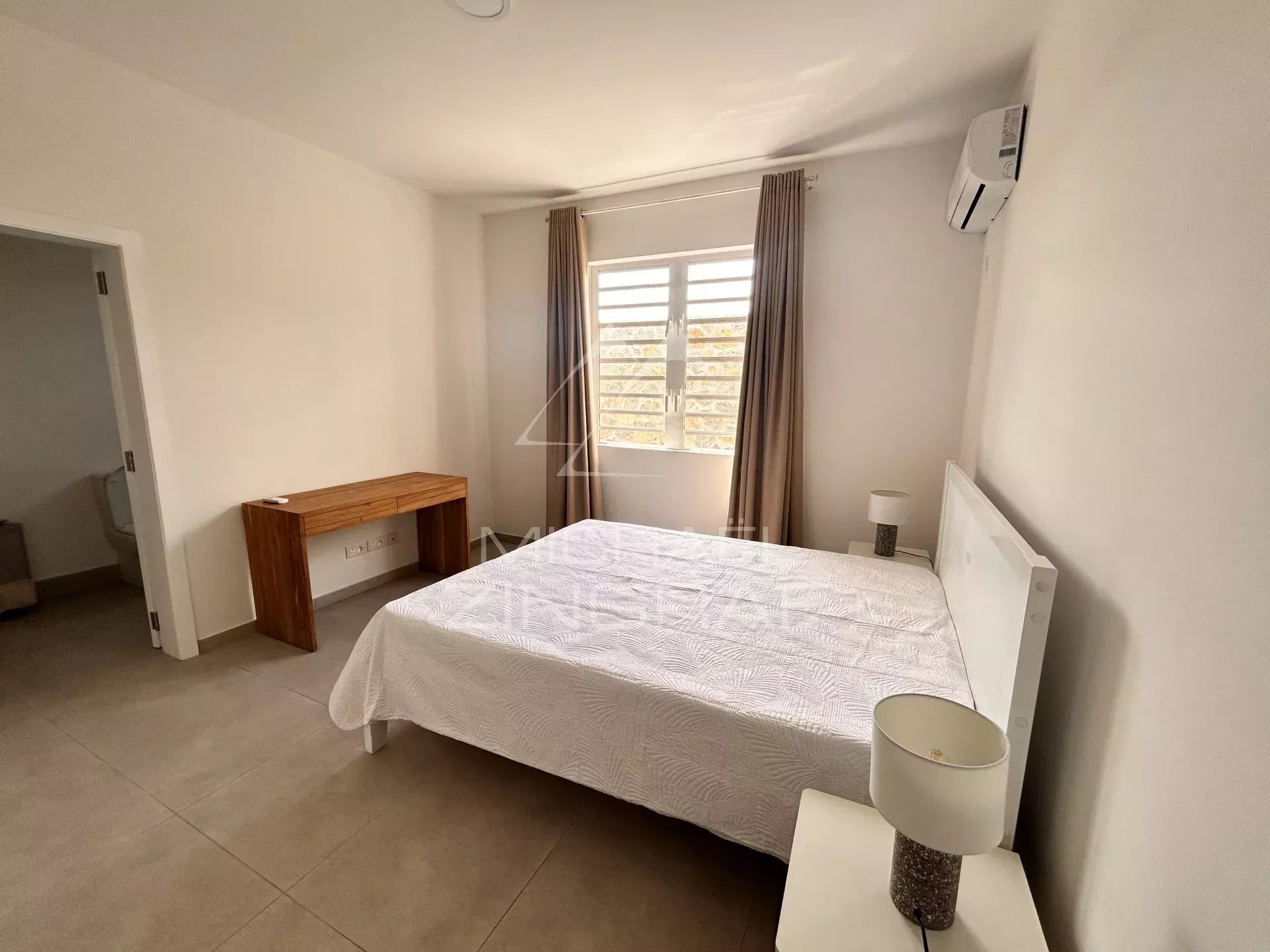 Contemporary Villa in Charmoses