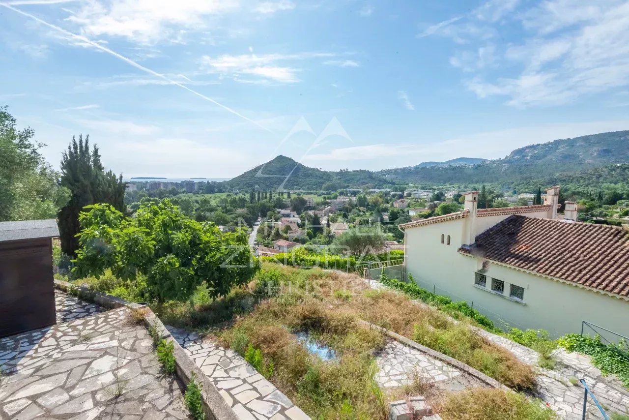 Charmante maison à renover - Mandelieu-La-Napoule