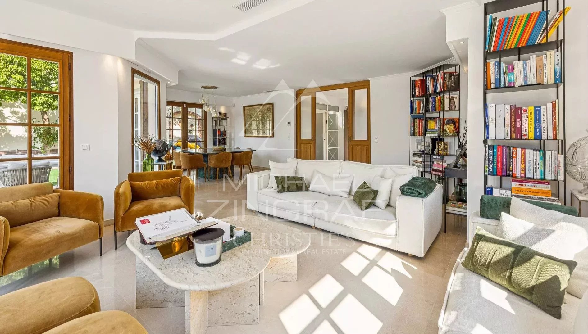 Cannes - Basse-Californie - Elegante Villa im anglo-normannischen Stil