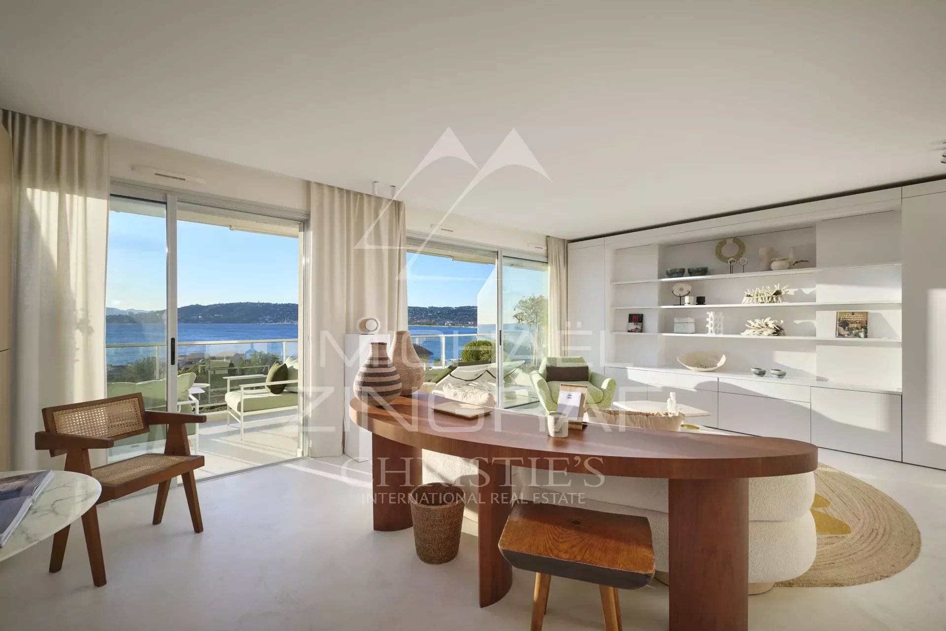 Luxueux appartement avec une vue mer à couper le souffle - Cap d'Antibes