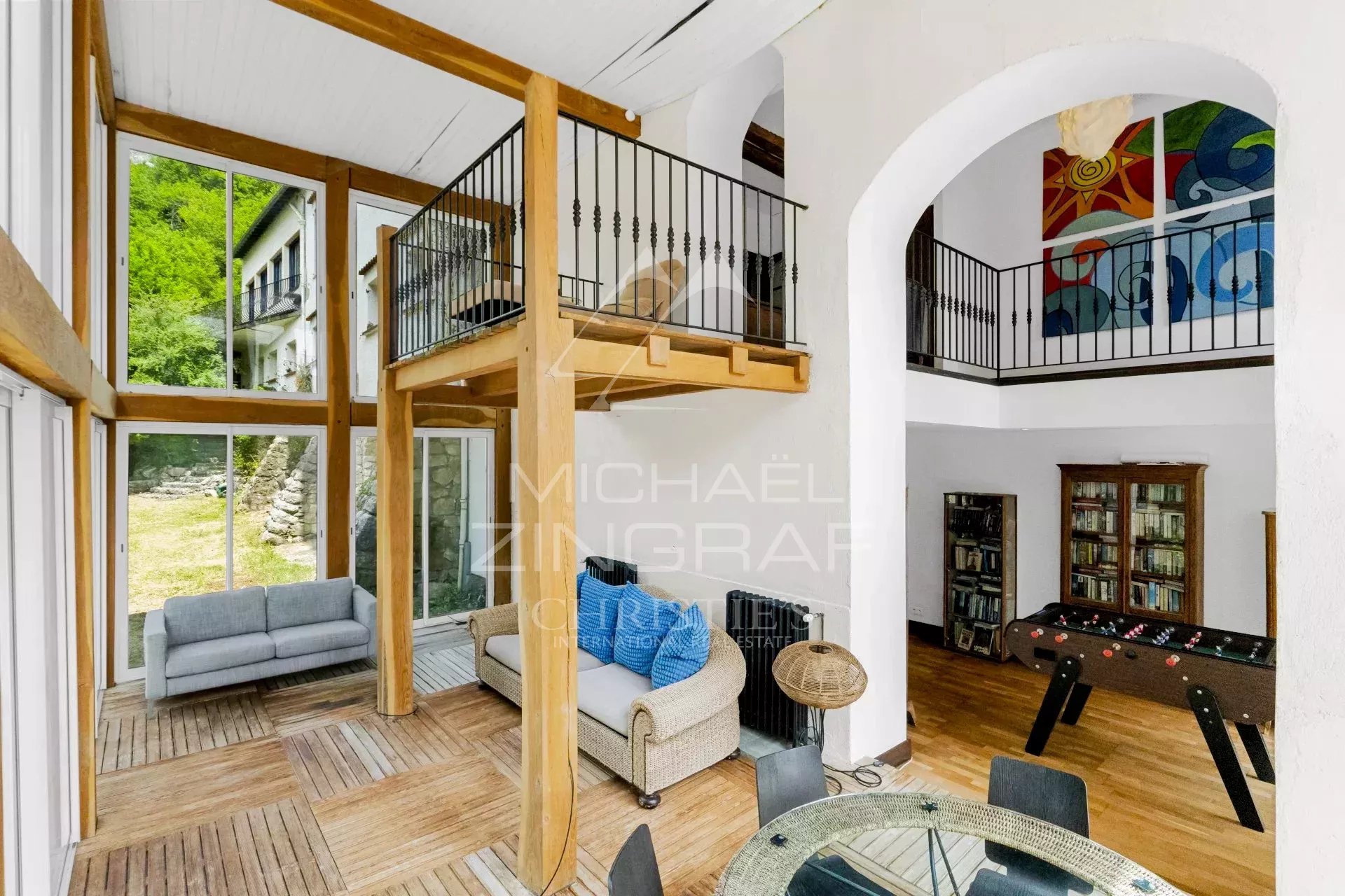 Propriété d’exception au cœur de la nature – Gréolières