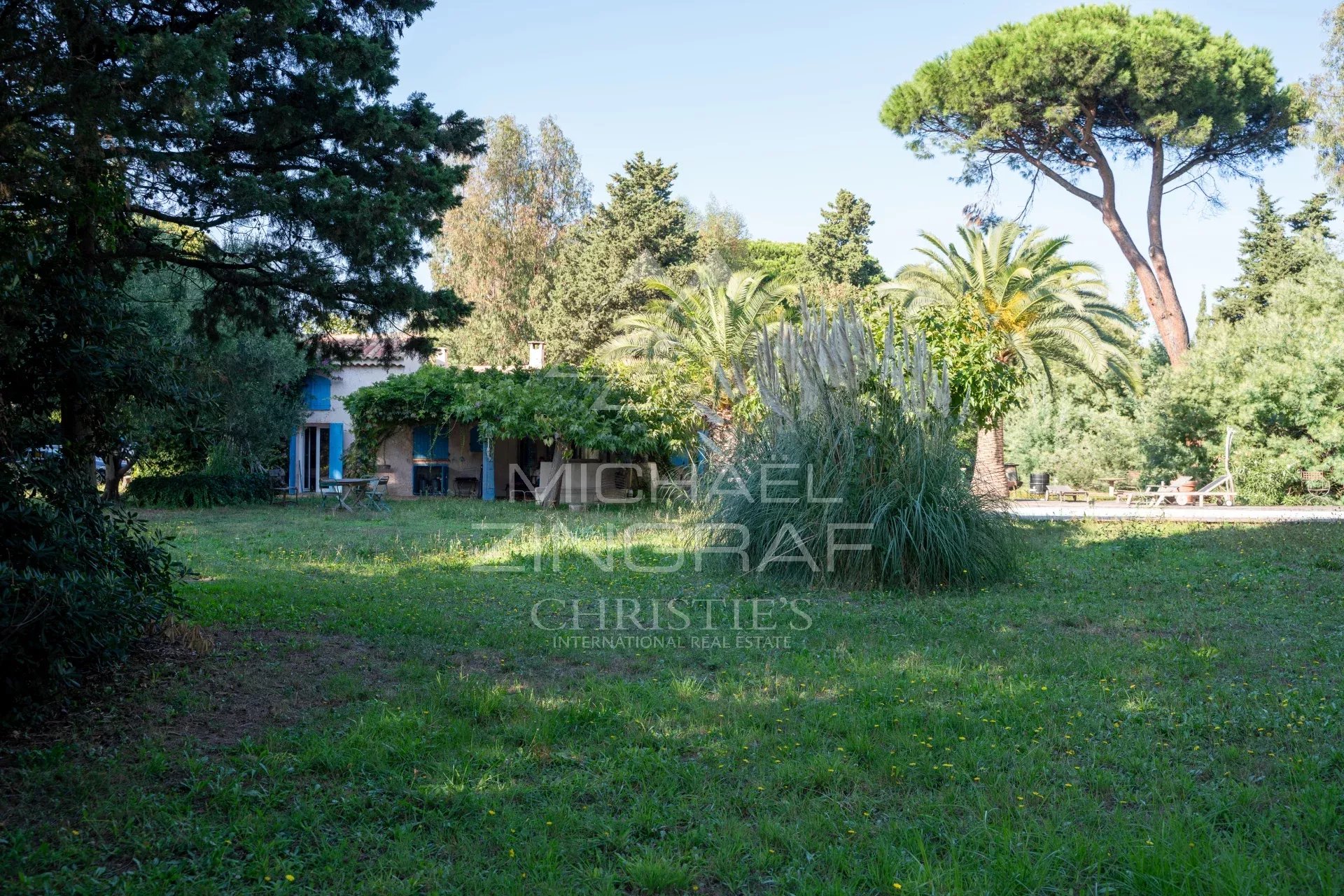 Ramatuelle – Charming Villa in the Heart of an Exceptional Location